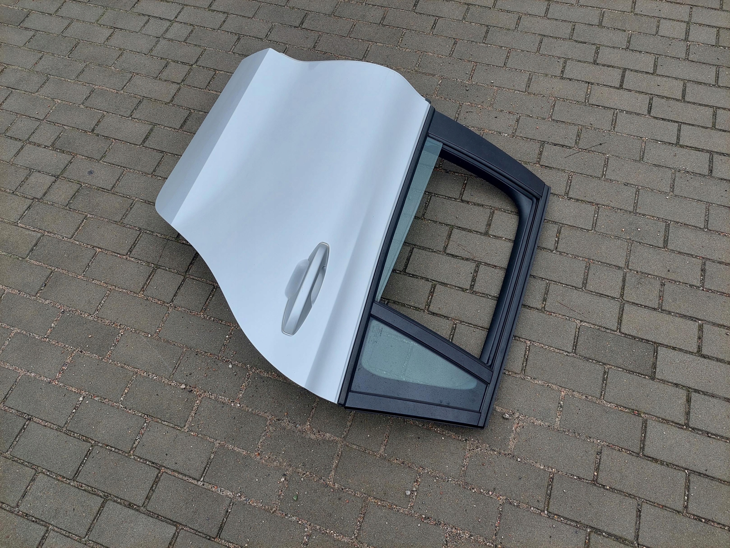 door rear part left rear. left complete VOLVO V60 II 711-16