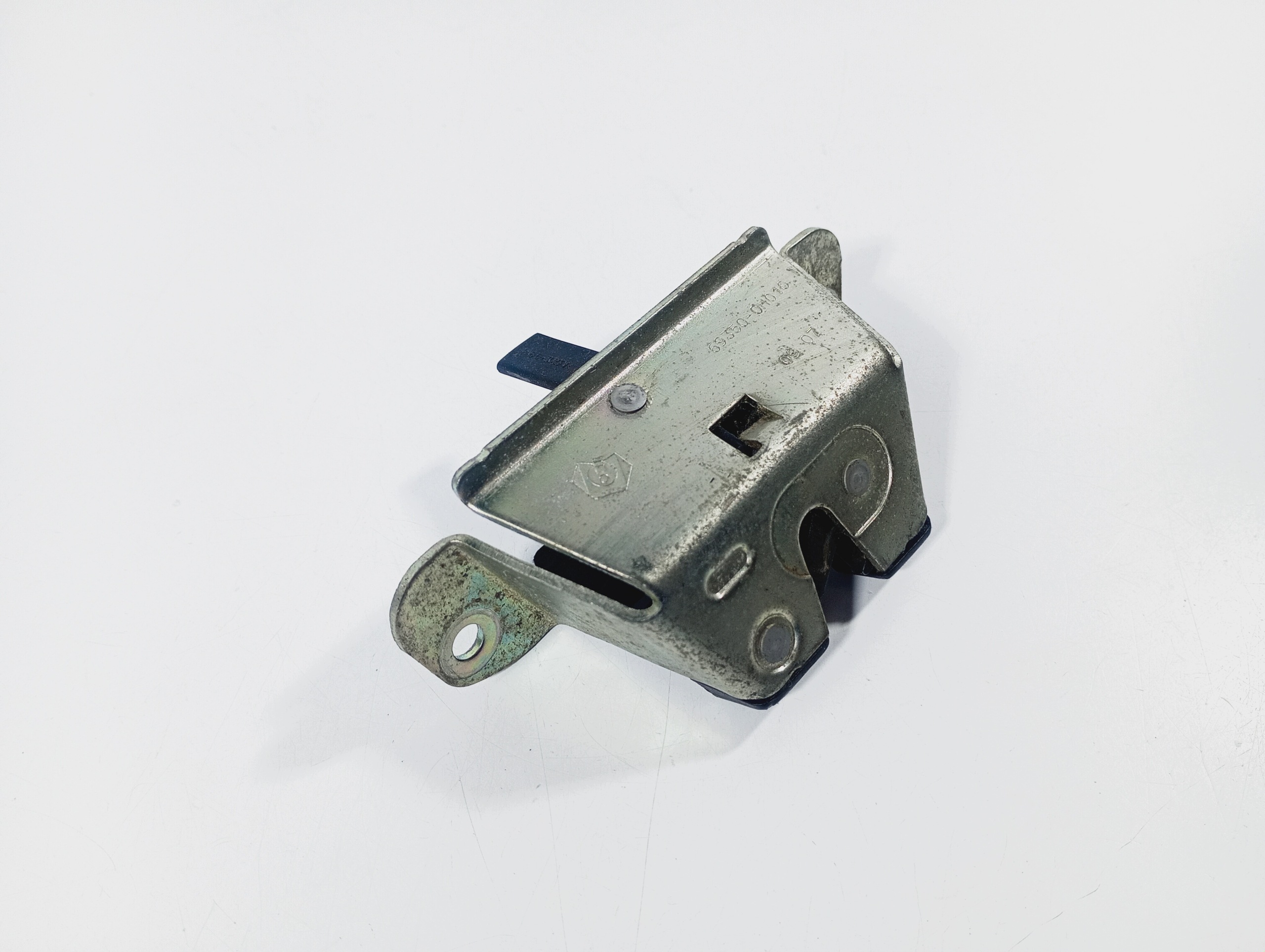lock bonnet boot OE 693500H010 Toyota Aygo 05-14