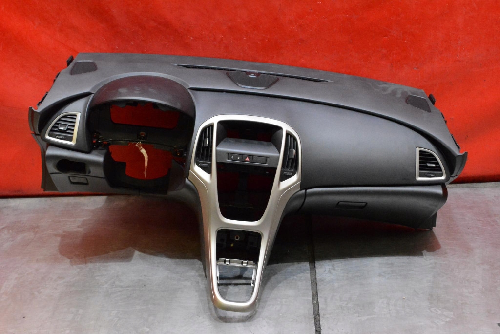 dashboard instrument panel console cockpit airbag EU OPEL ASTRA 4 IV J 09-12