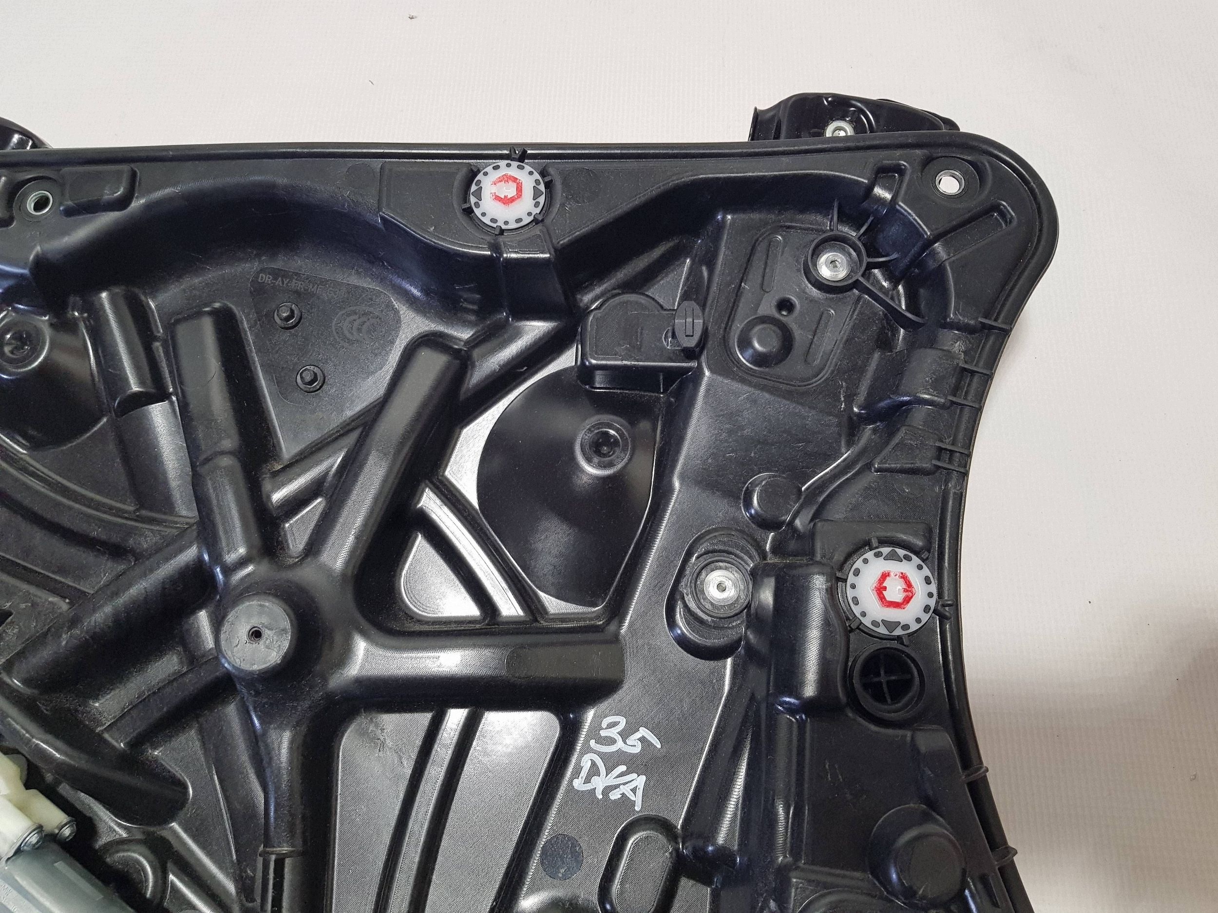 mechanism window regulator right front BMW G30 G31 7360424