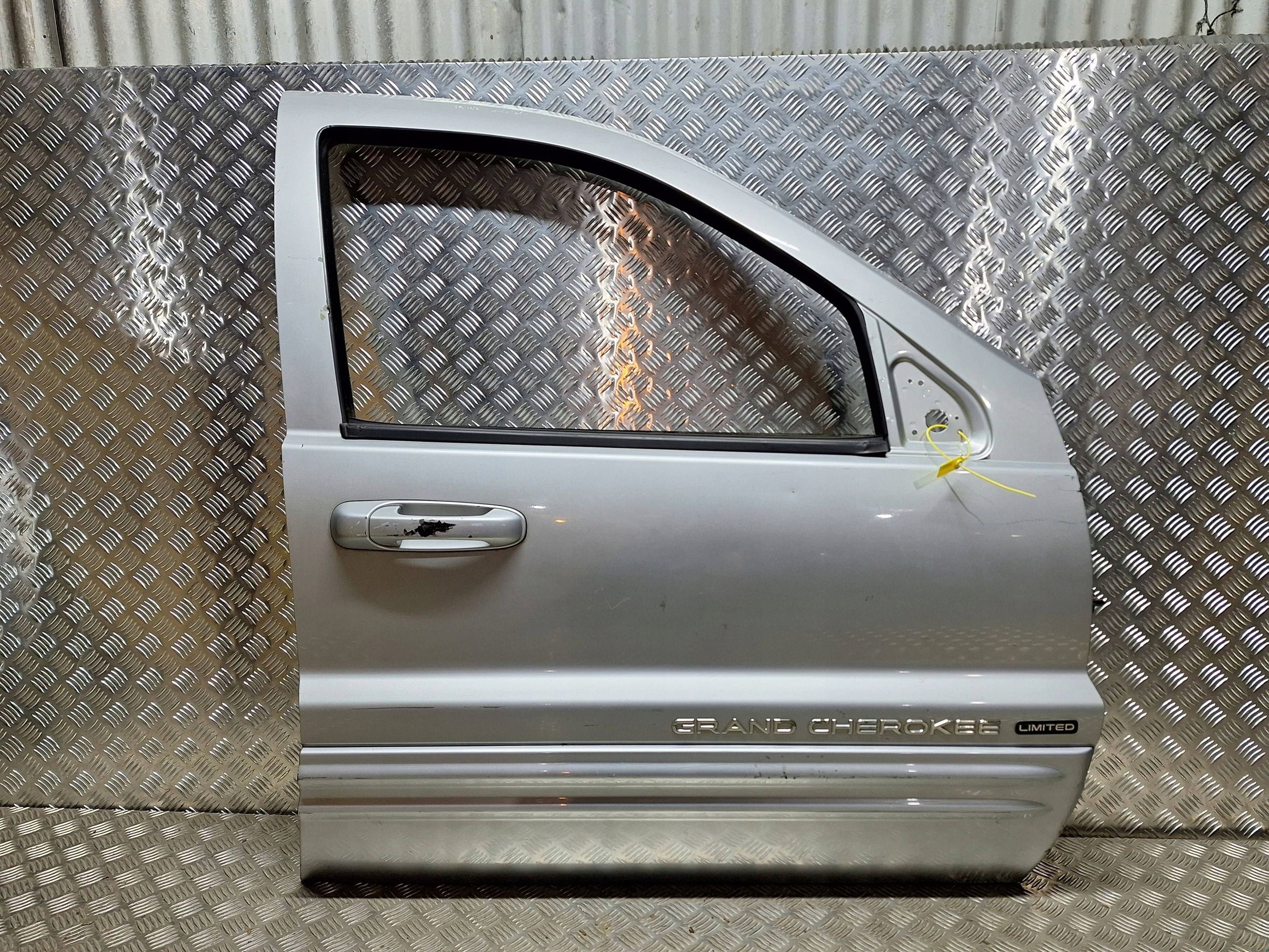 door right front JEEP GRAND CHEROKEE WJ 98-05 complete