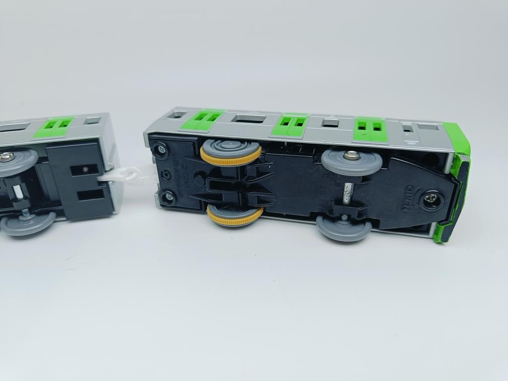 Kolejka JR PLARAIL TOMY POCIĄG zielone ES-07 E235 Seria Yamanote Line Train Bohater Inny