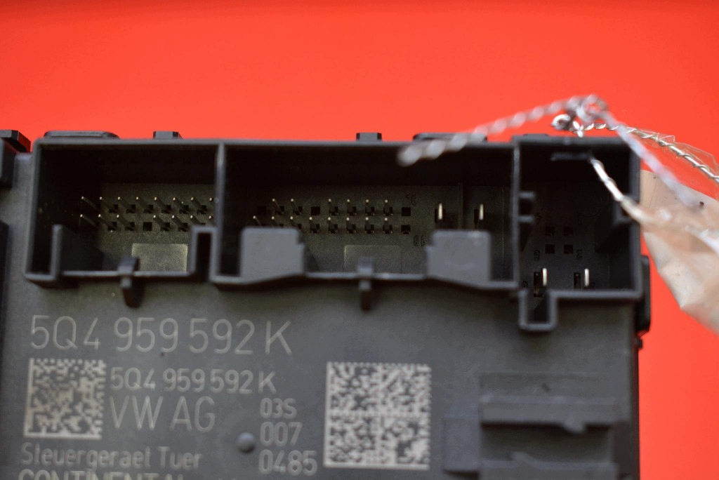 control unit module door right front 5Q4959592K SKODA OCTAVIA 3 III LIFT 17-20