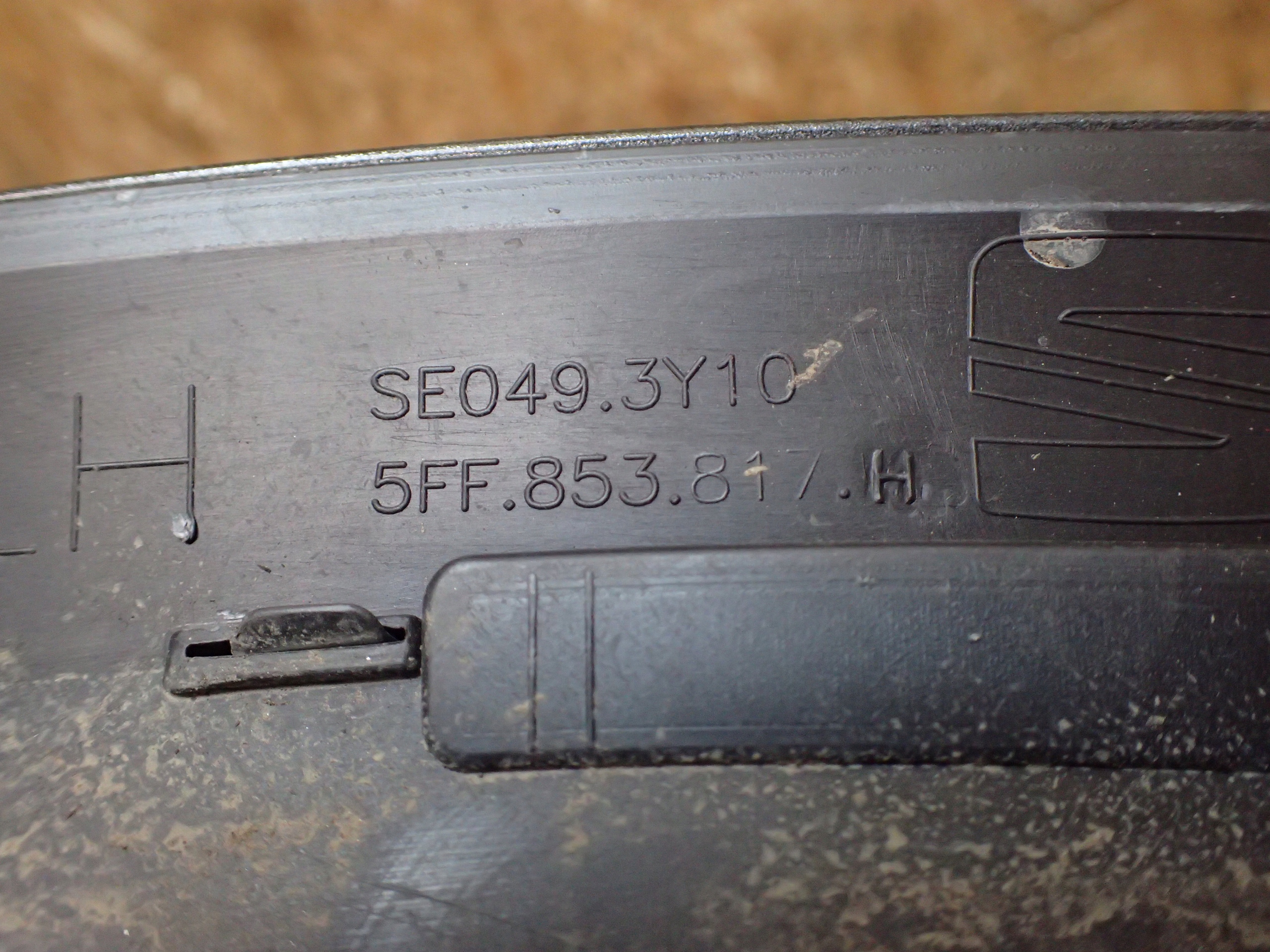 FENDER MOULDING CAP LEFT REAR PART CUPRA FORMENTOR