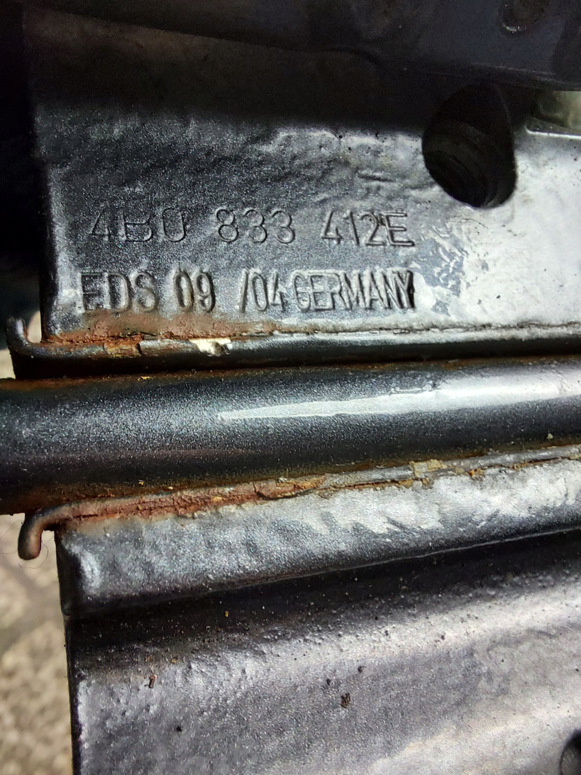 hinge door right rear part lower AUDI A6 C5 4B0 4B0833412E OE