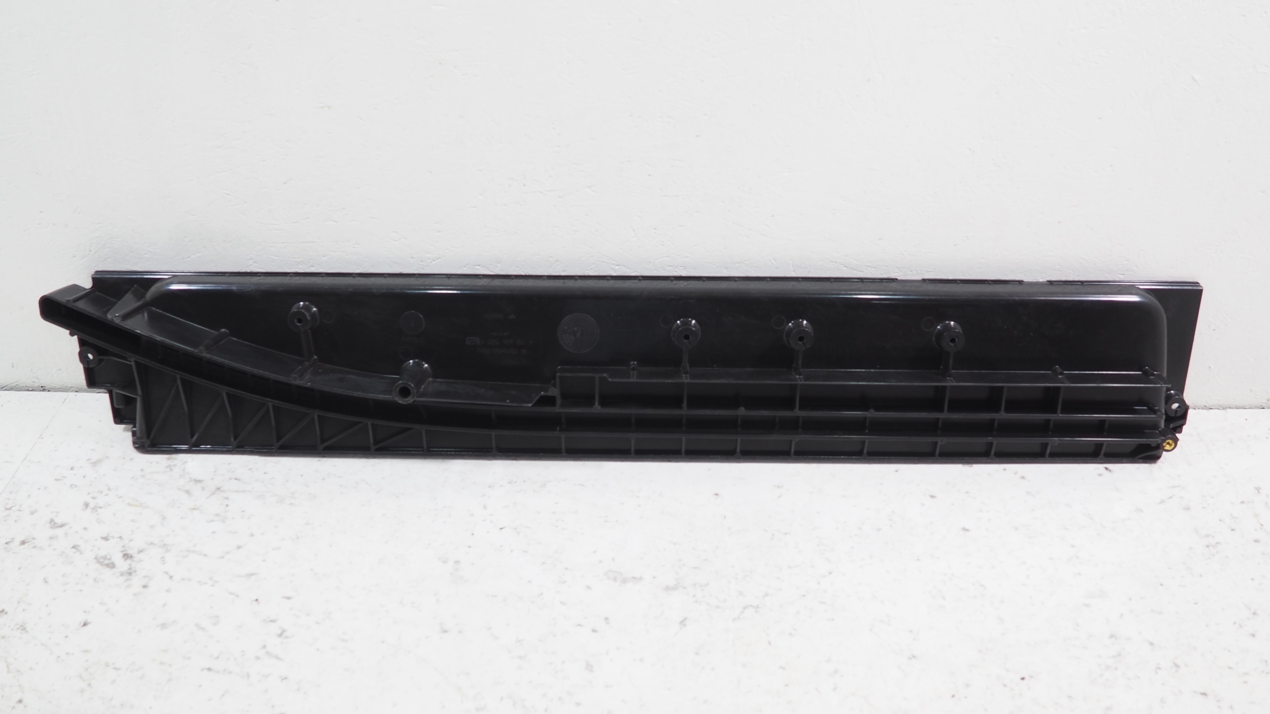 Mercedes Sprinter W907 W910 stopien threshold A9106861500