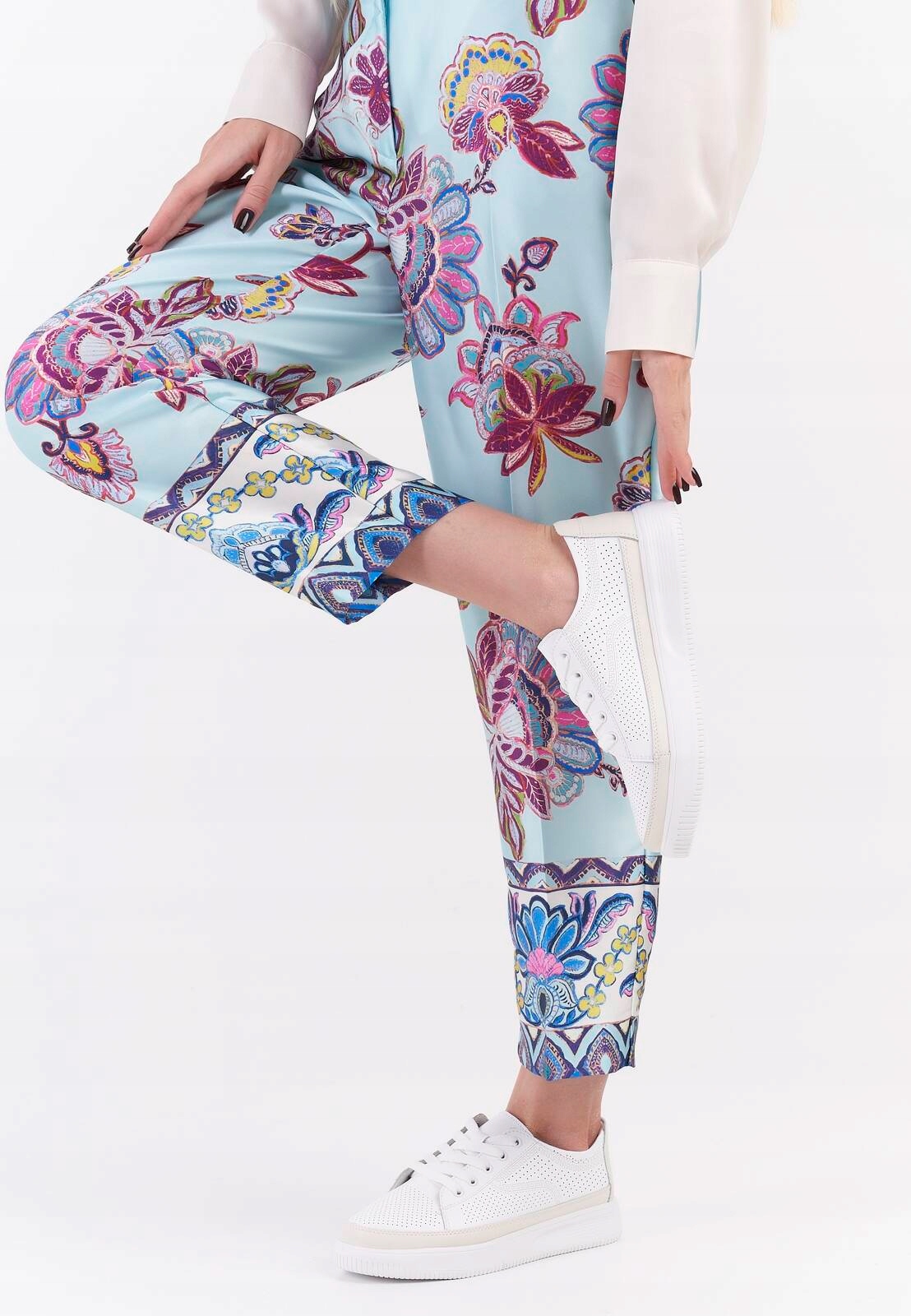 PÓŁBUTY DAMSKIE SERGIO LEONE SP020 BEŻOWE SPORTOWE SKÓRA NATURALNA R 39 Kolor biały