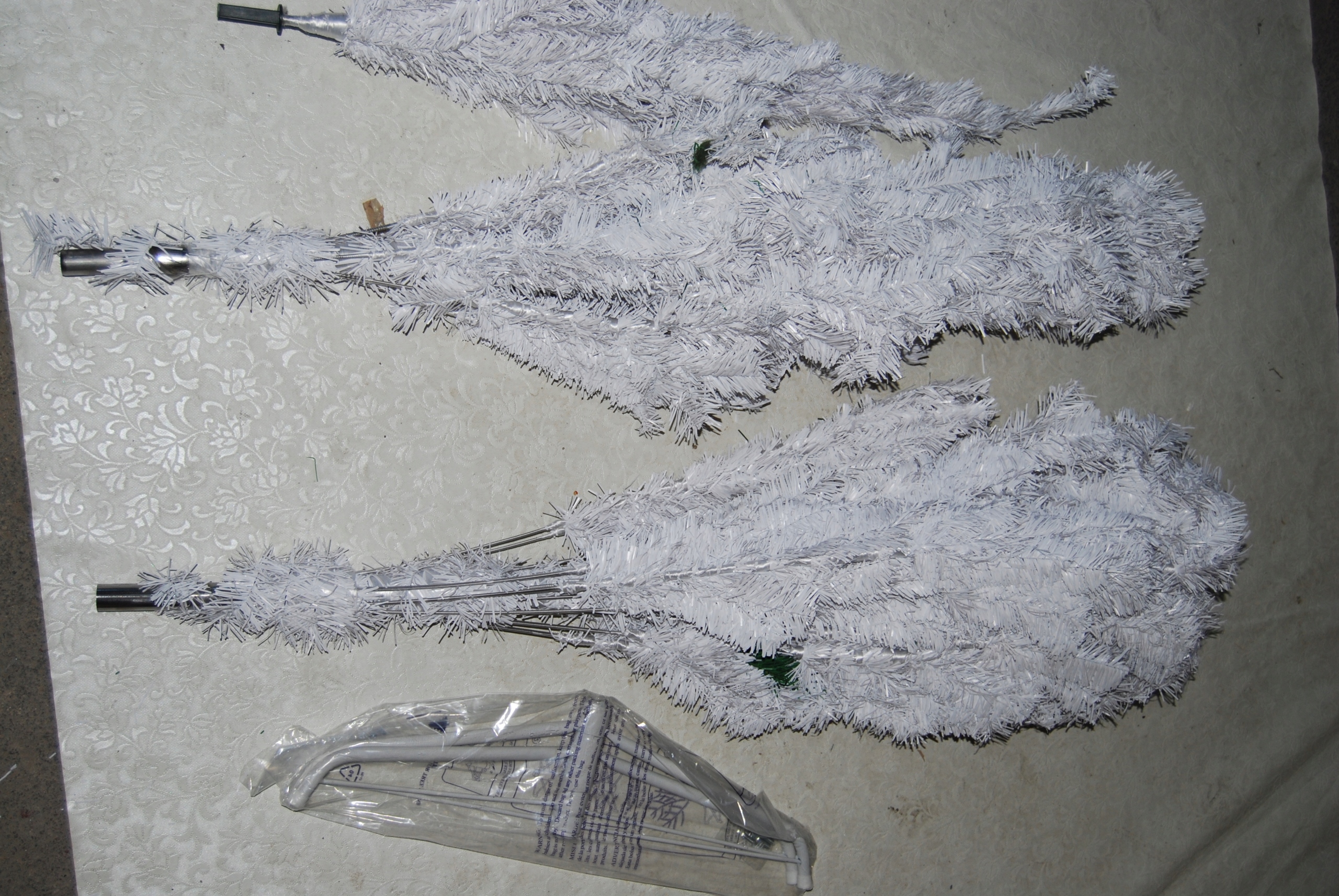 CHOINKA SZTUCZNA BIAŁA 240cm Wysokość maksymalna 240 cm