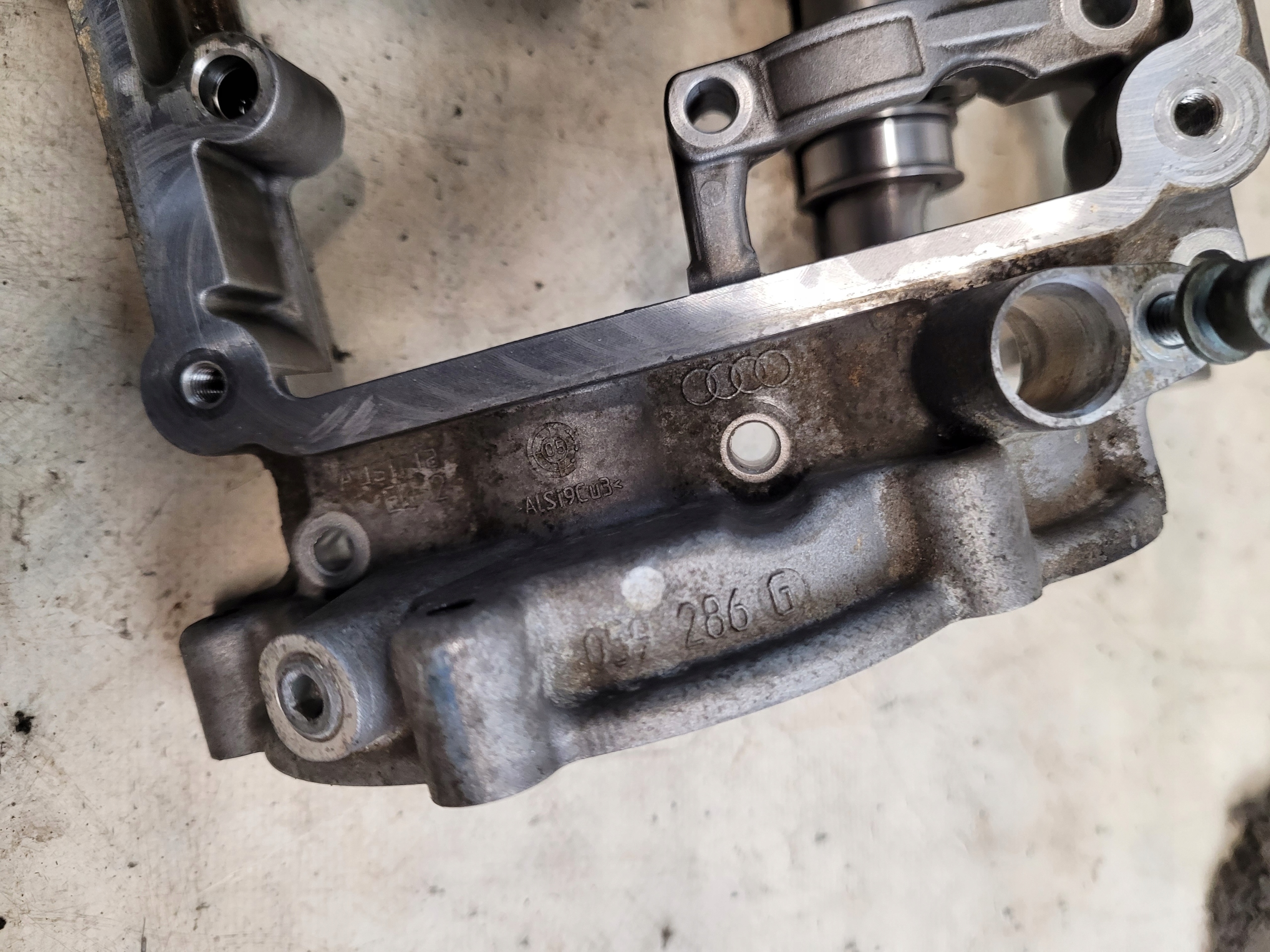 Arbres à cames de la distribution Support OE 059101CG 059102CC 059286G AUDI A6 C6 2.7TDI BPP