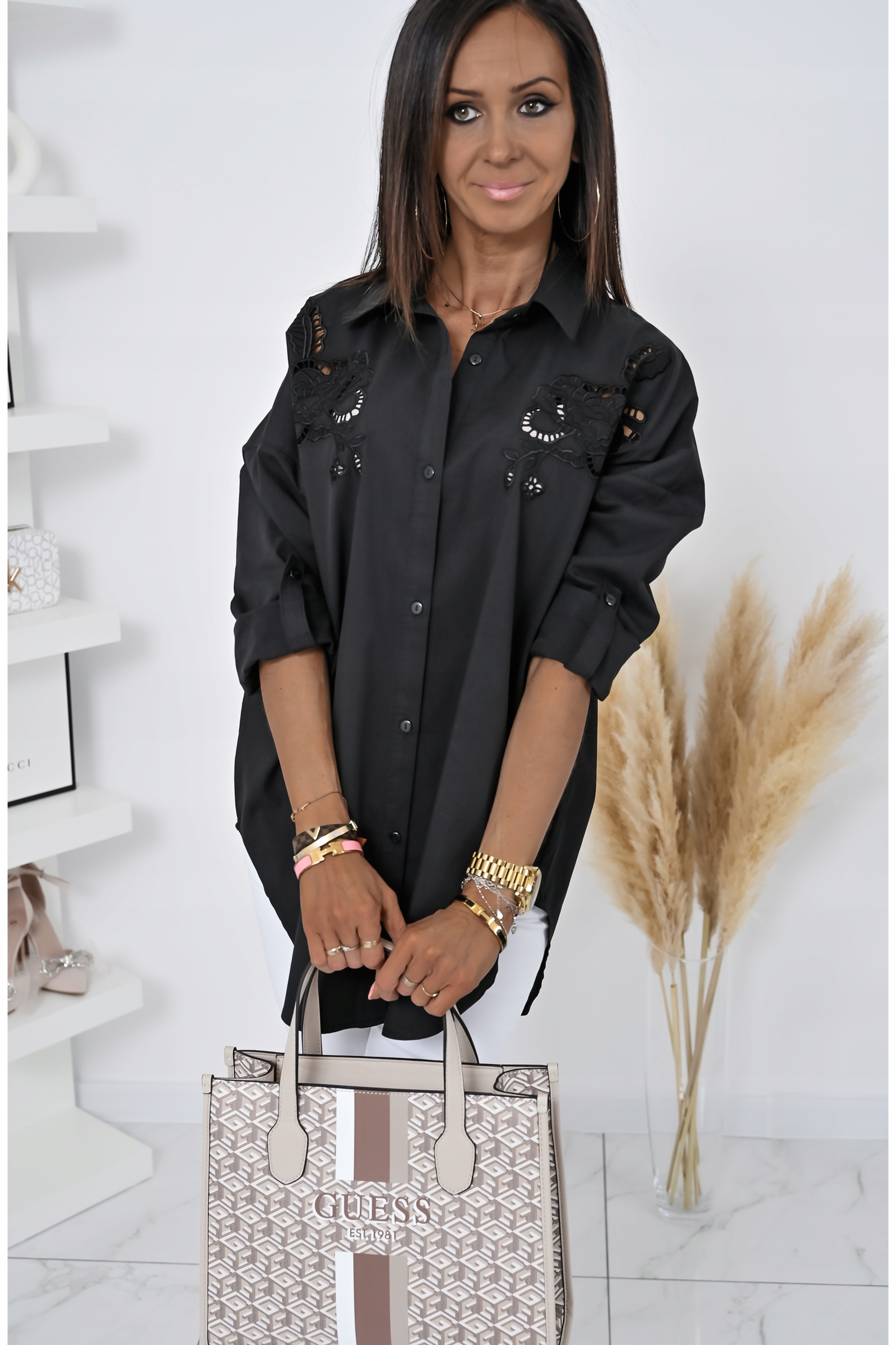 OVERSIZOWA KOSZULA ZDOBIONA HAFTEM CALM! WZ.2 M Rozmiar M