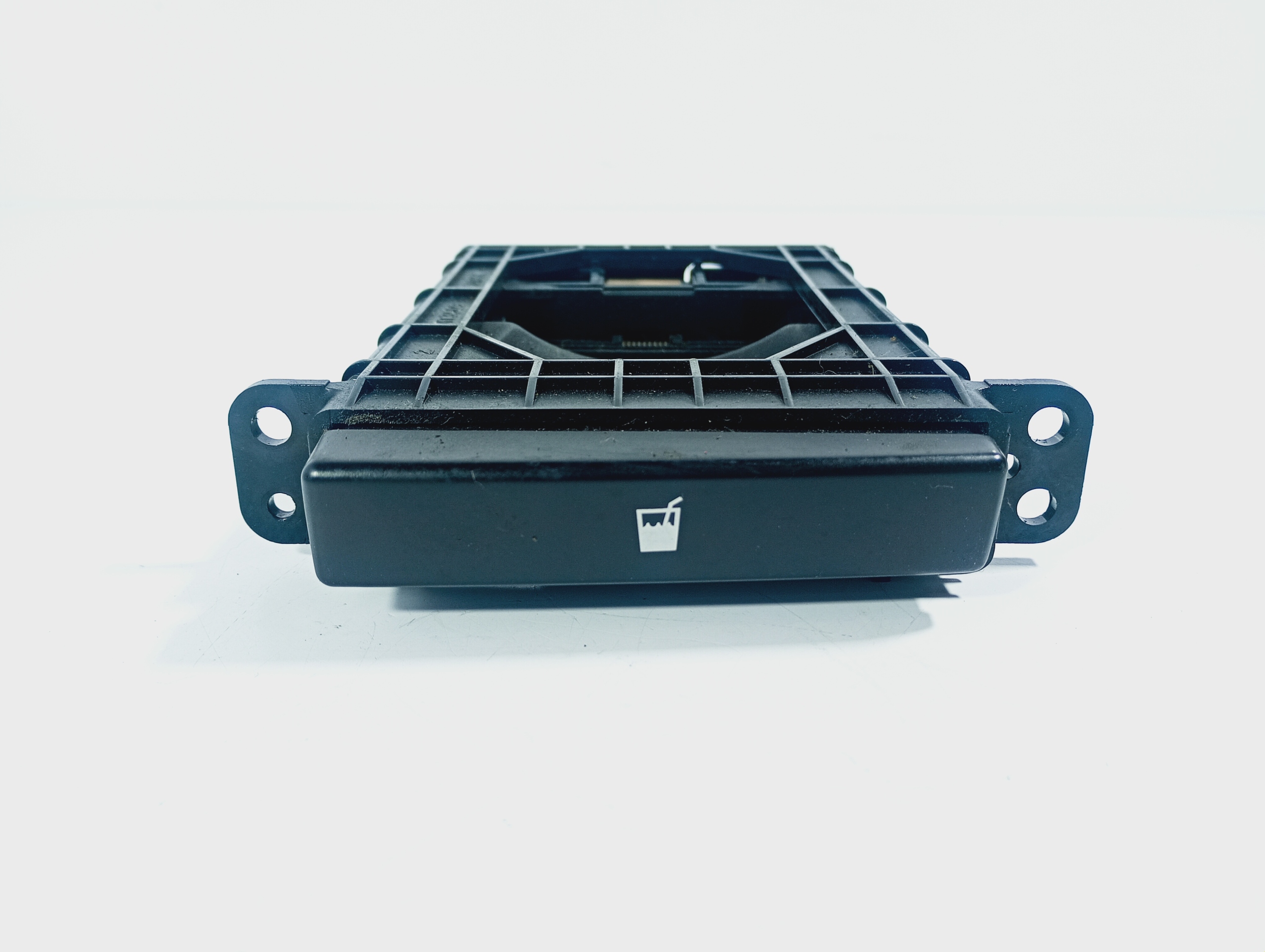 bracket for kubki cupholder TOYOTA Avensis T25 06-08