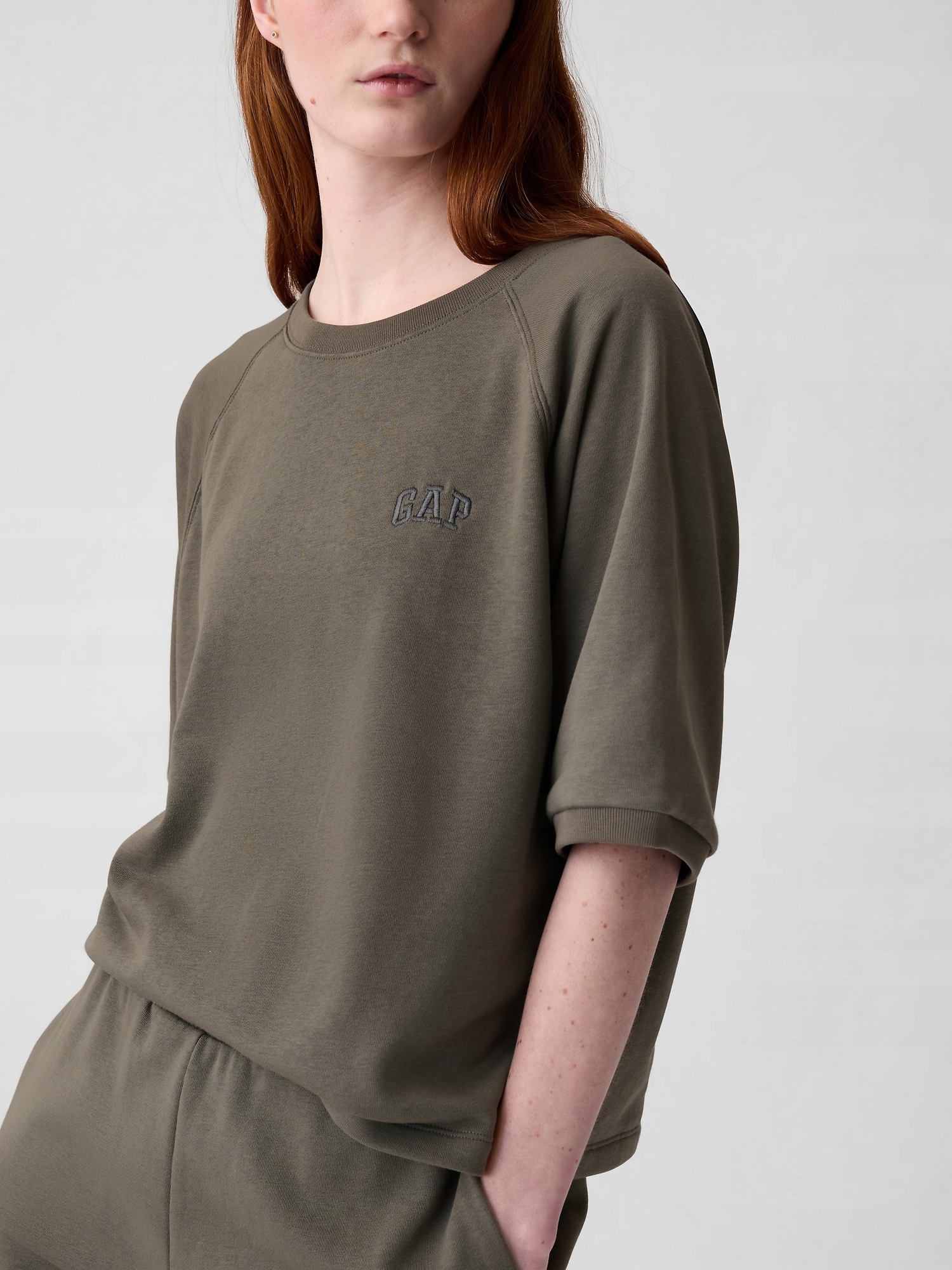 Gap Mikina s krátkým rukávem šedá