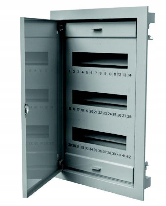 Univerzální třířadý rozvaděč RO-3