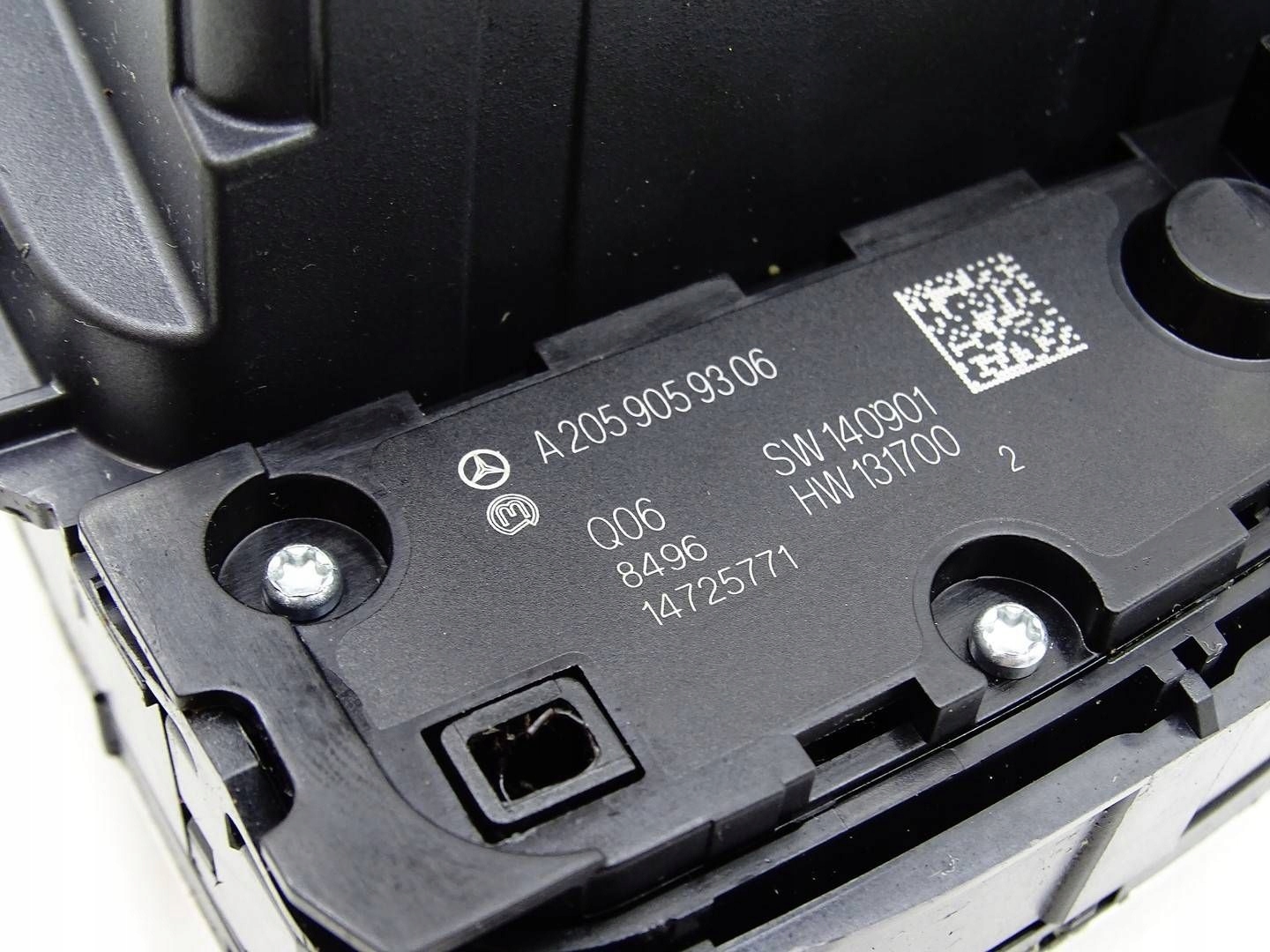 PANEL KONTROLER COMAND NAVI RADIA MERCEDES C W205 A2059004228