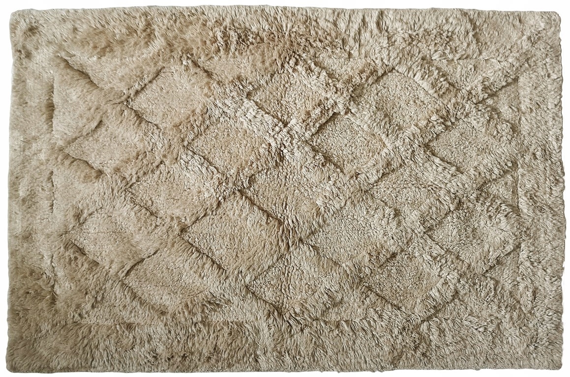 

Dywanik gruby mięsisty boho w romby beżowy jakość!