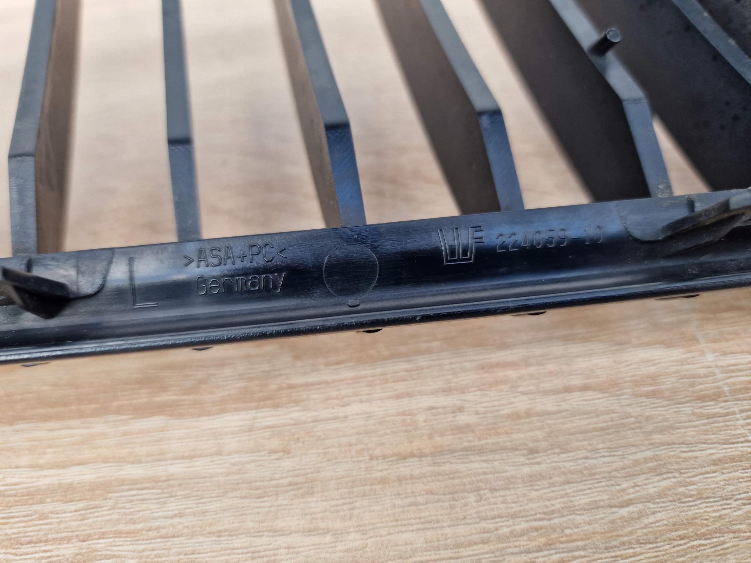 BMW 3 E90 E91 left kidney grille grid front PREKLADgrill