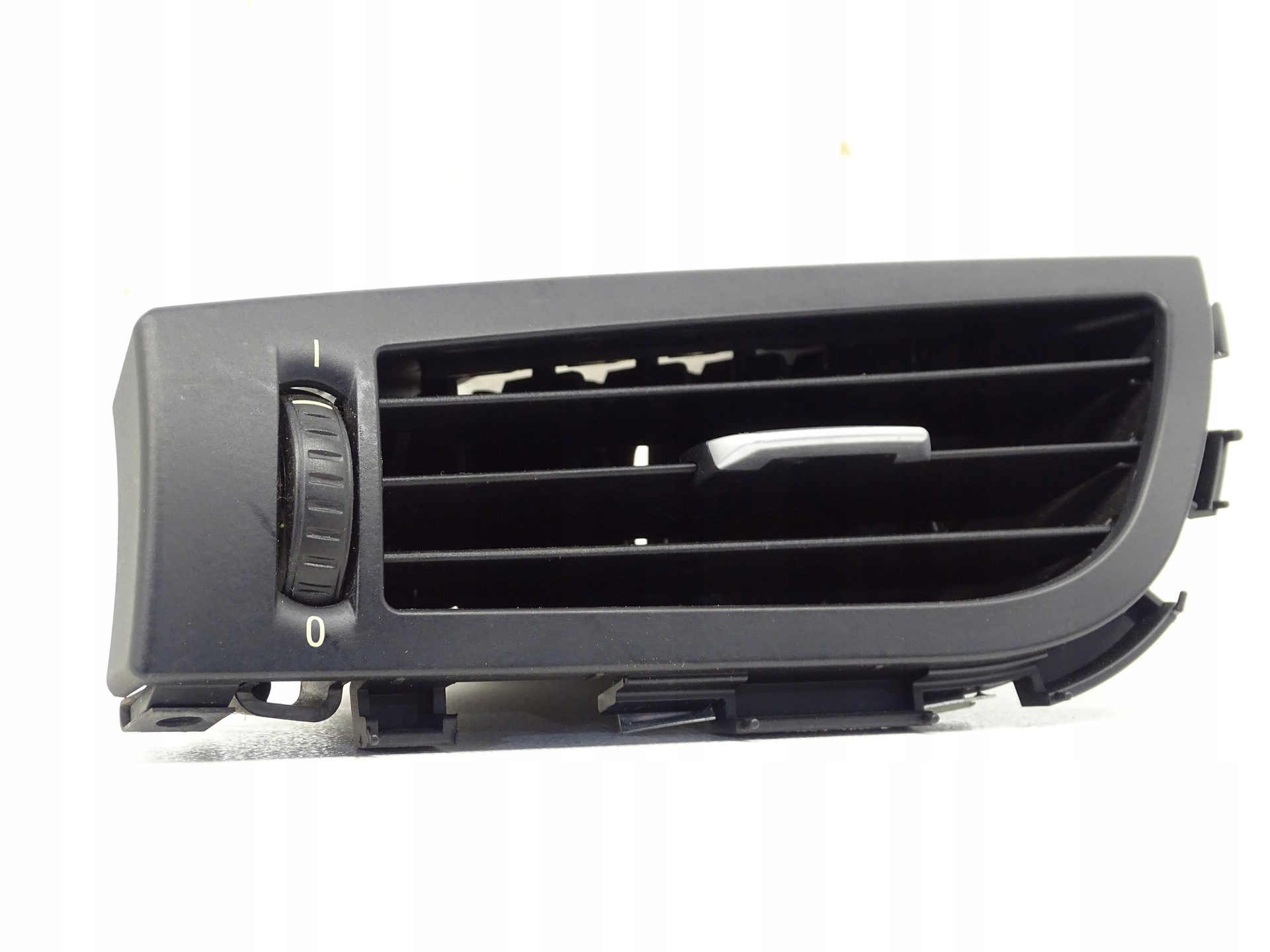 side grid air conditioning devices BMW Z4 9173537
