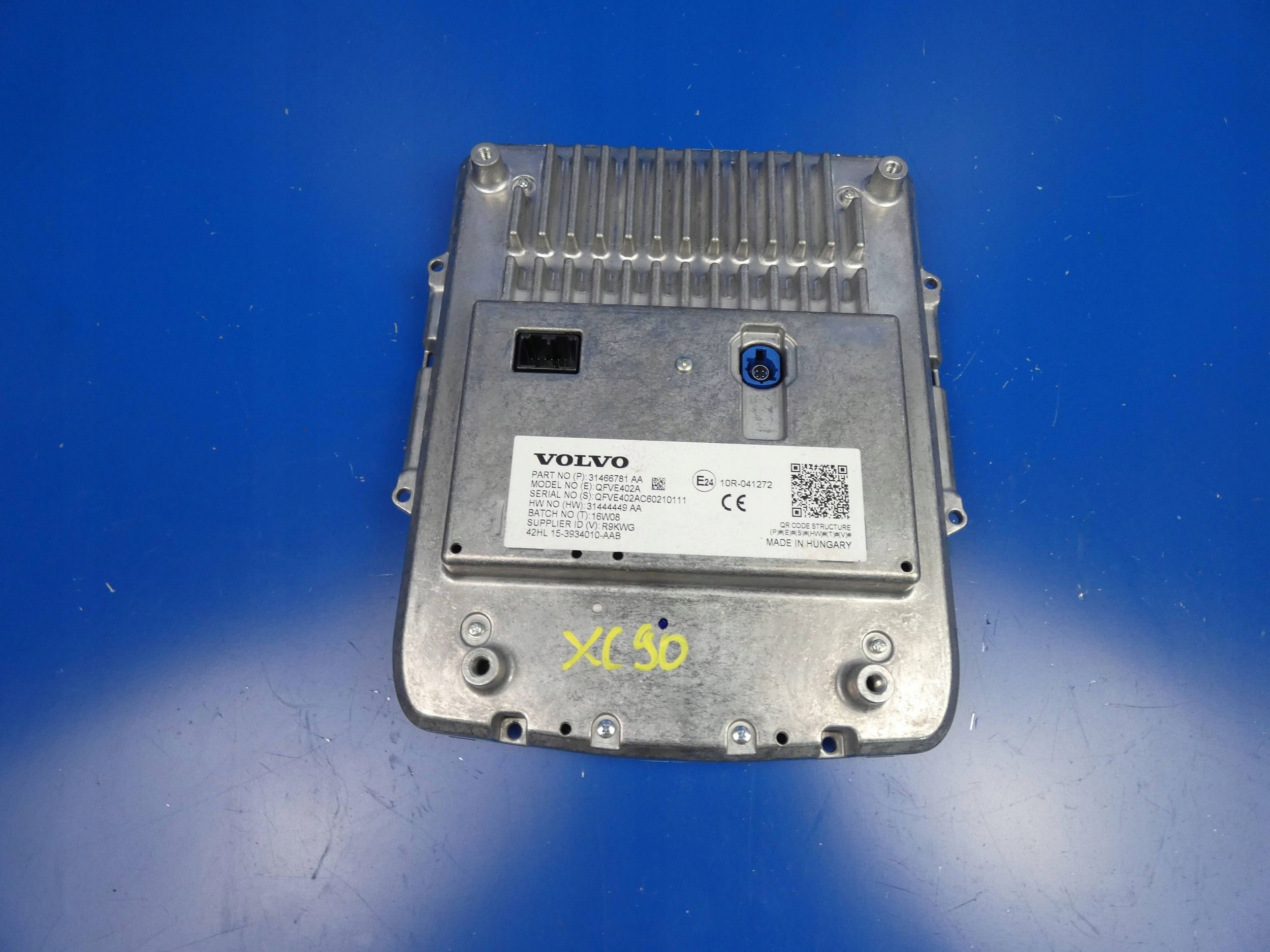 VOLVO XC90 II MONITOR EKRAN display RADIA navigation devices PANEL