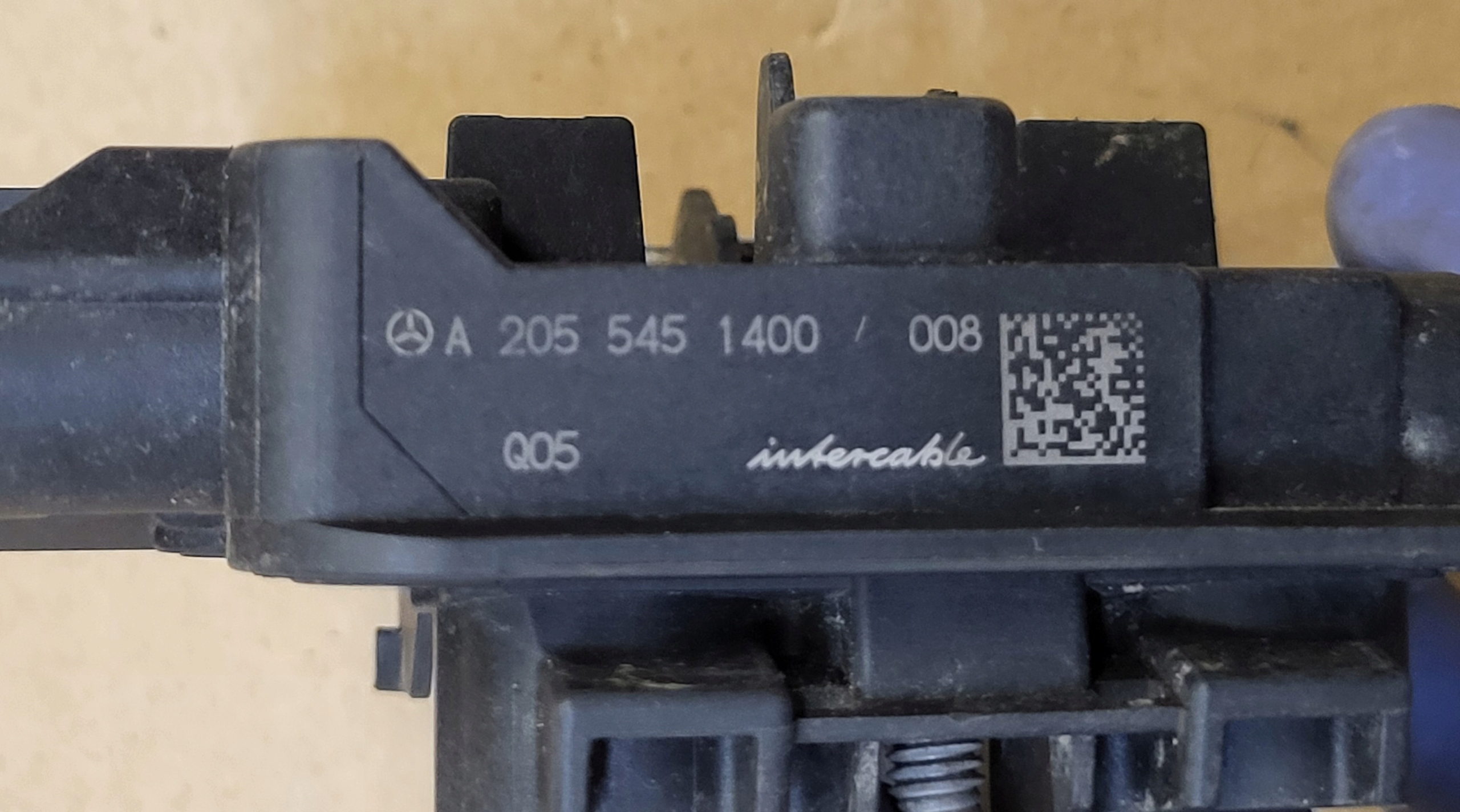 ROZDZIELACZ PRADU module MOCY compartment PRADOWA MERCEDES C W205 OE EU