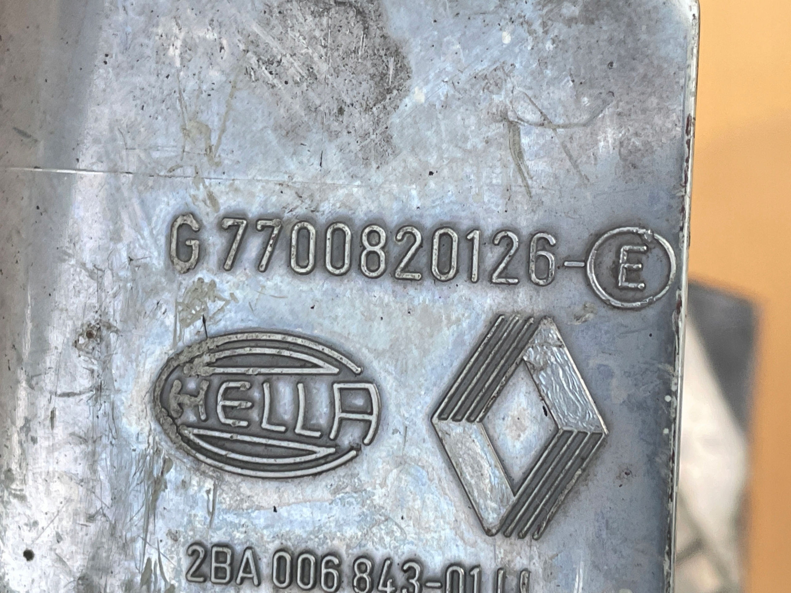 indicator RENAULT LAGUNA and left 7700820126 RENAULT