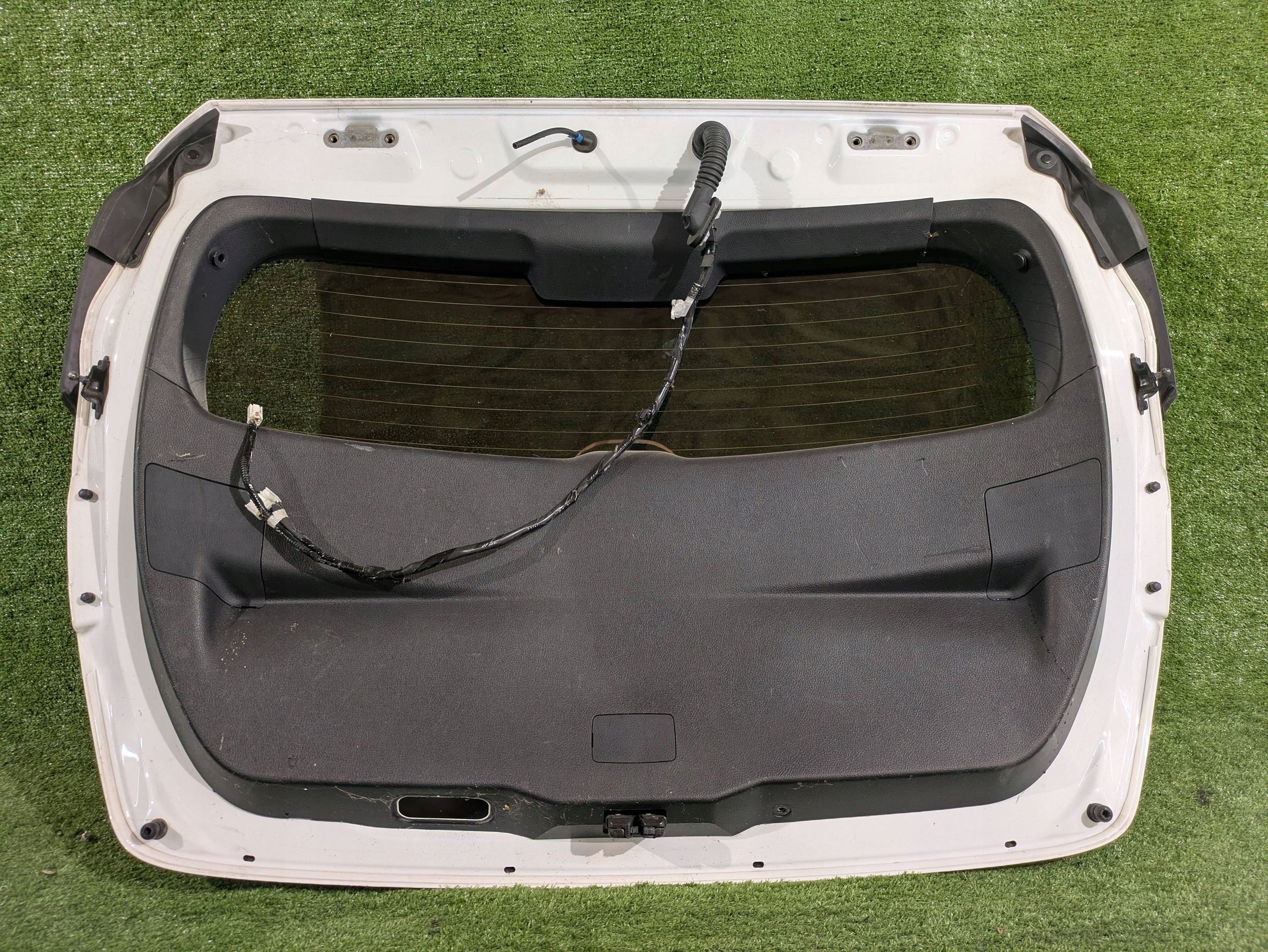 boot doors rear part boot TOYOTA AURIS II HB NR.201