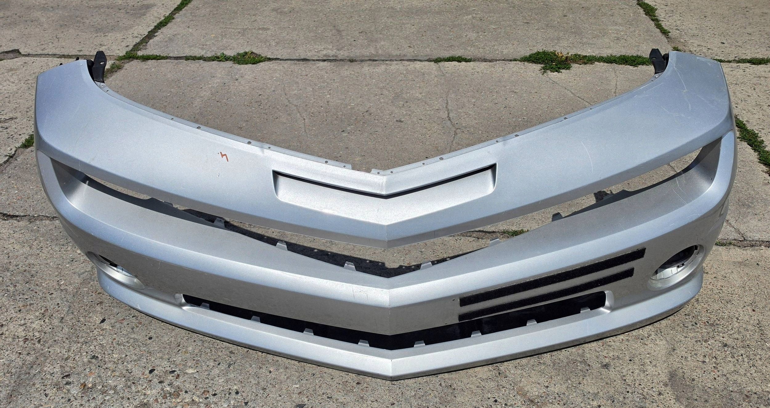 Chevrolet Camaro SS 92194275 front bumper
