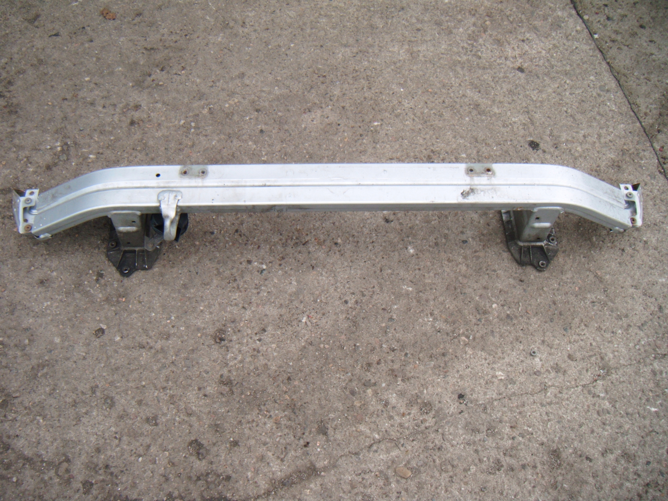 MERCEDES A KLASA W168 LIFT 97-04 BELKA ZDERZAKA PRZÓD