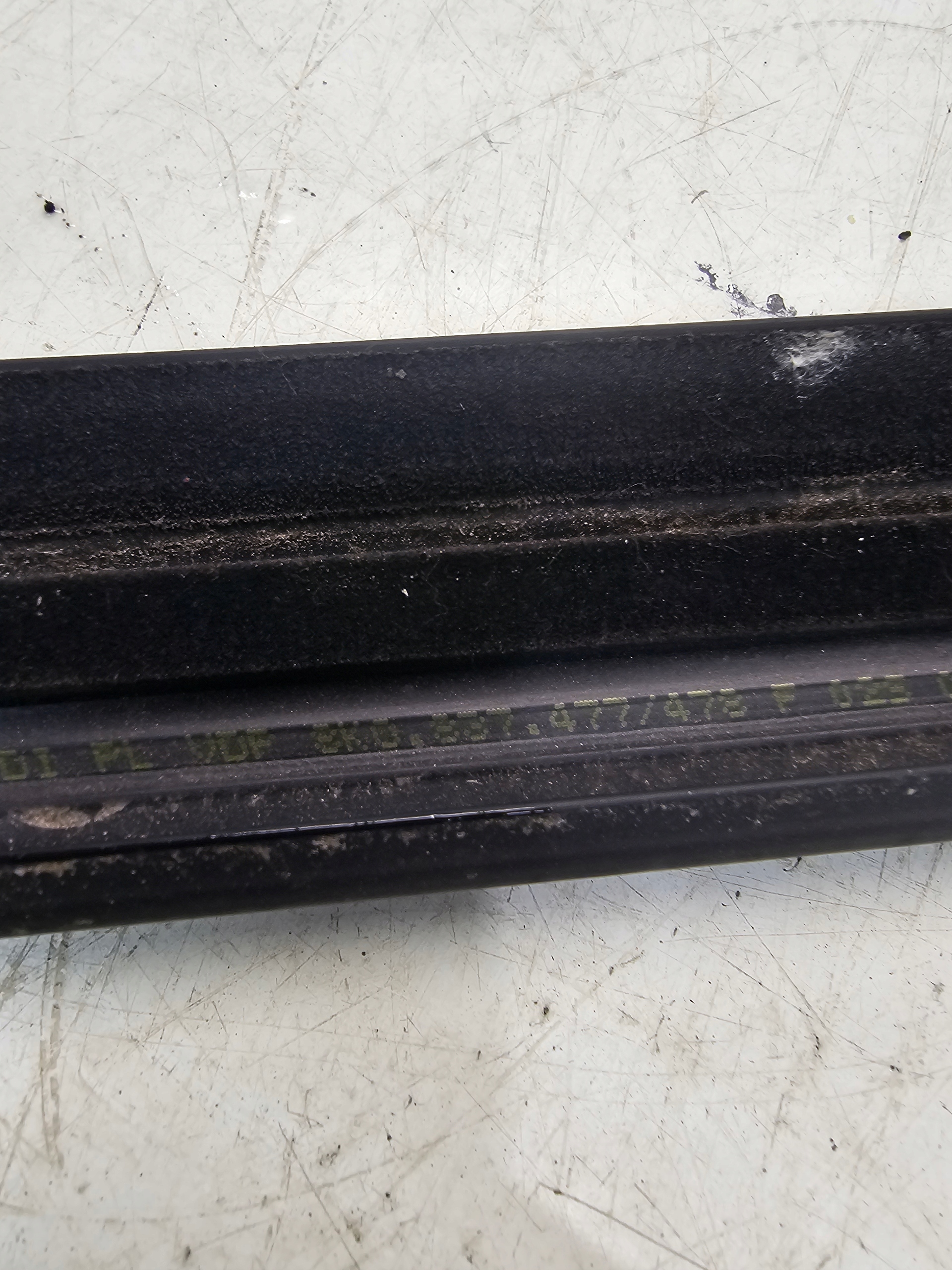 moulding door MAT AUDI A4 B8 left front 8K0837477F