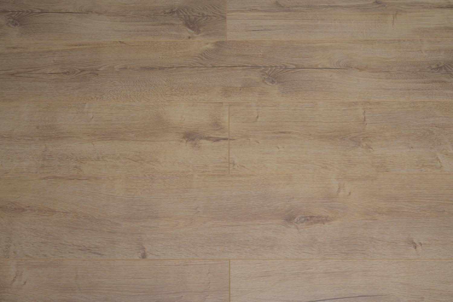 PANELE PODŁOGOWE KRONOTEX ADVANCED AC4 8mm V4 FUGA Długość (cm) 138 cm