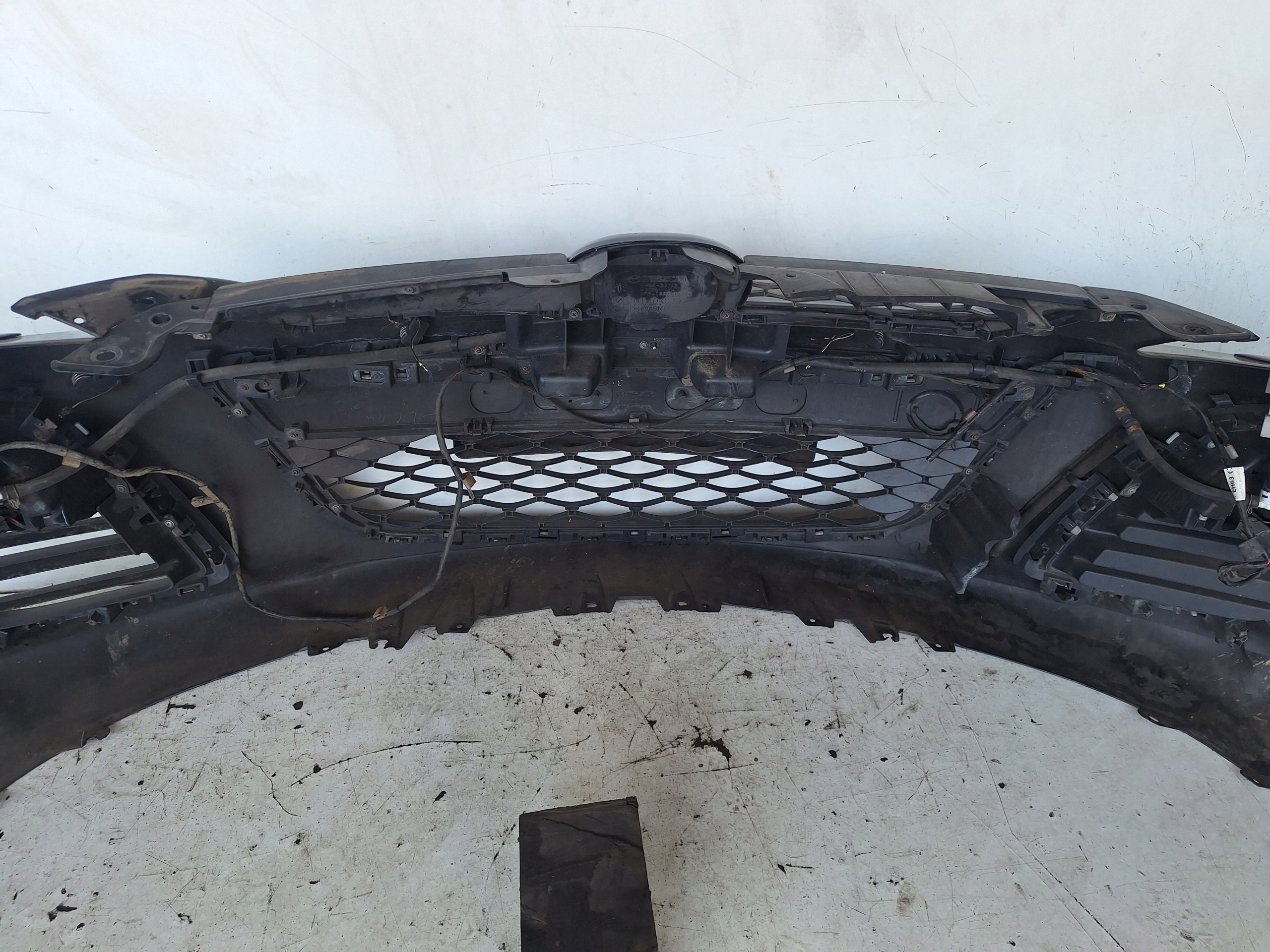 MAZDA CX-7 LIFT 10-14 bumper + XENON