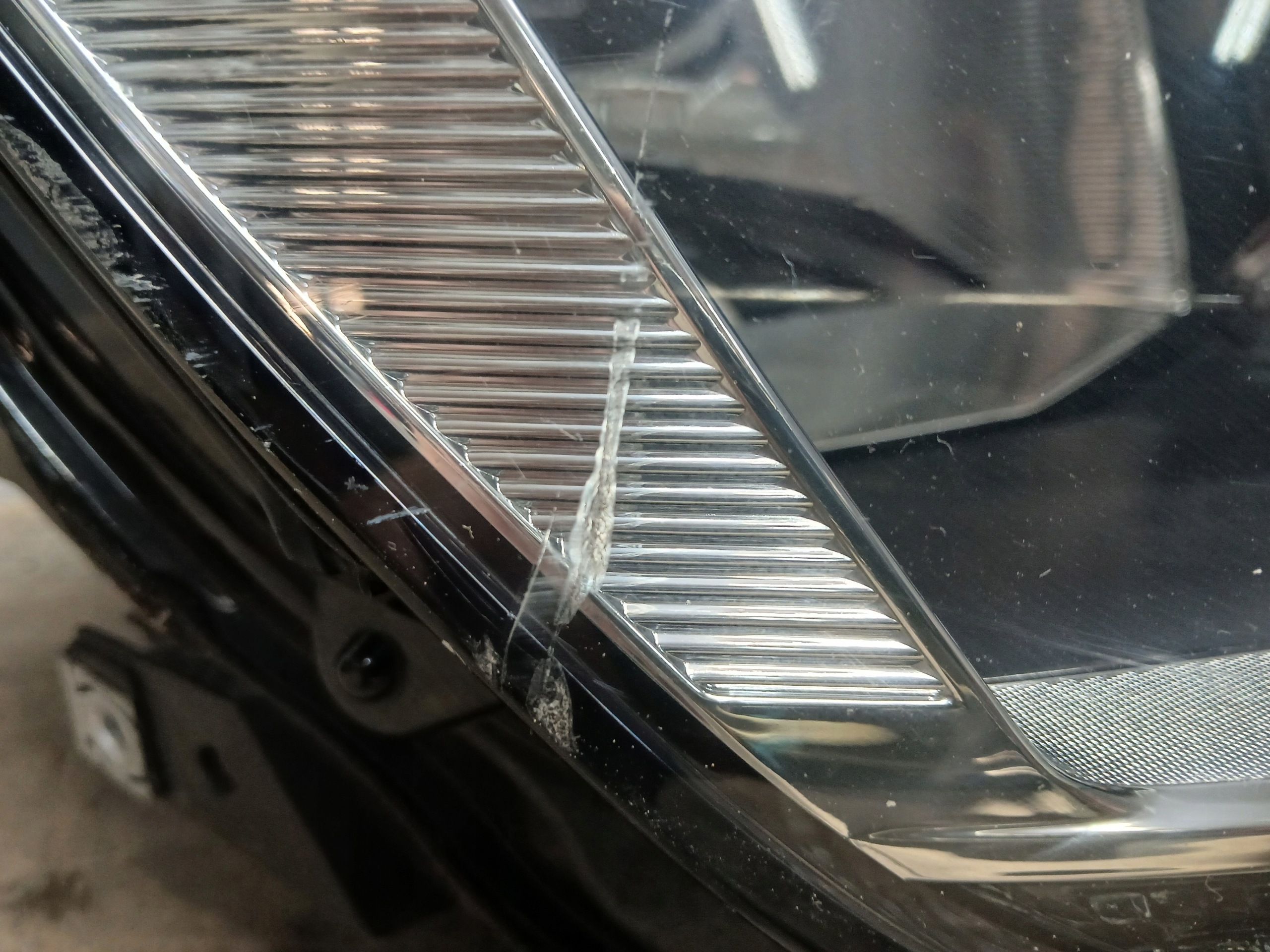 light front right VW TIGUAN II 2 5NB 15-19 5NB941006B