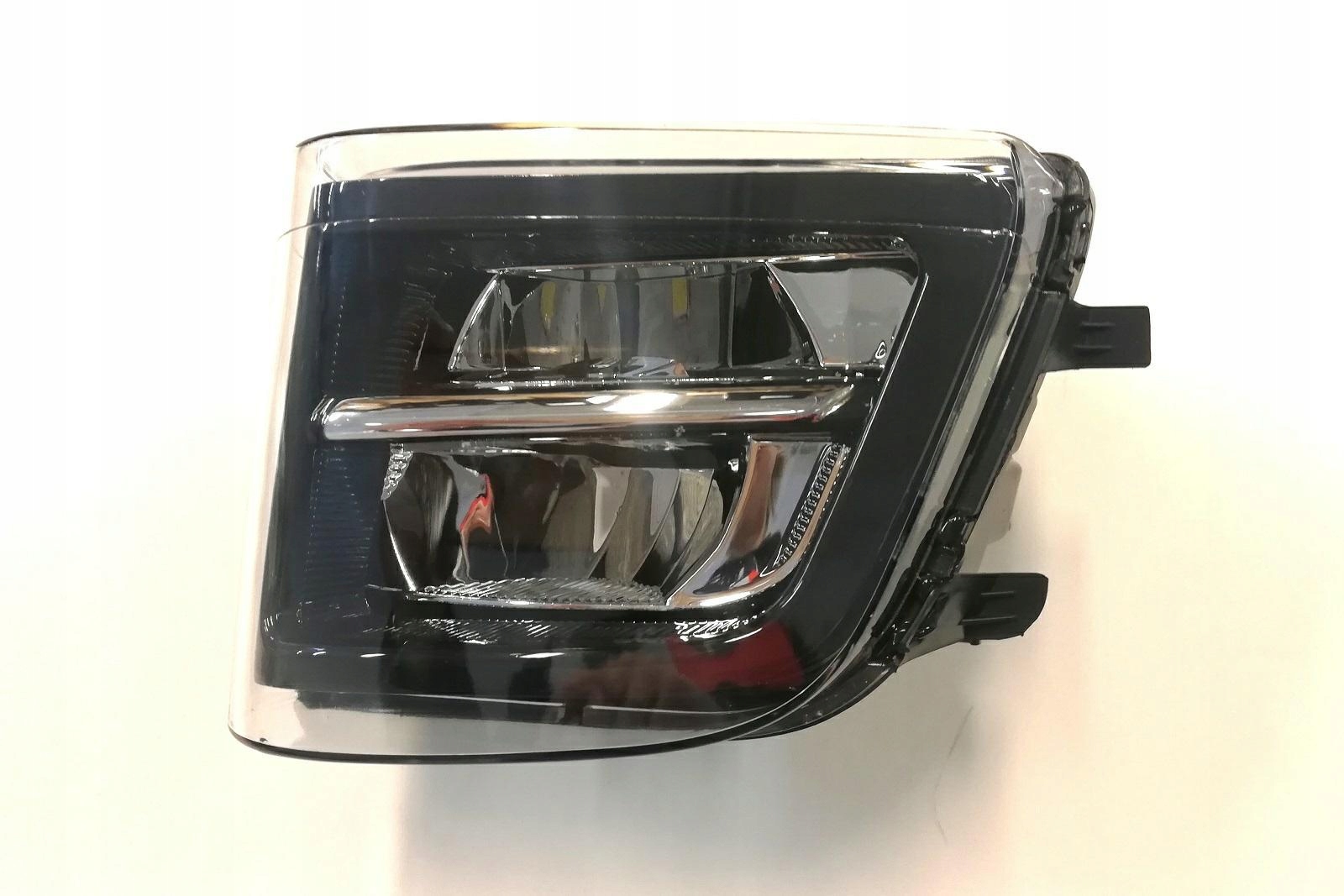 Bmw 7 F01/F02 2011- Halogenová Led Mlhová Lampa Levá 7560100002