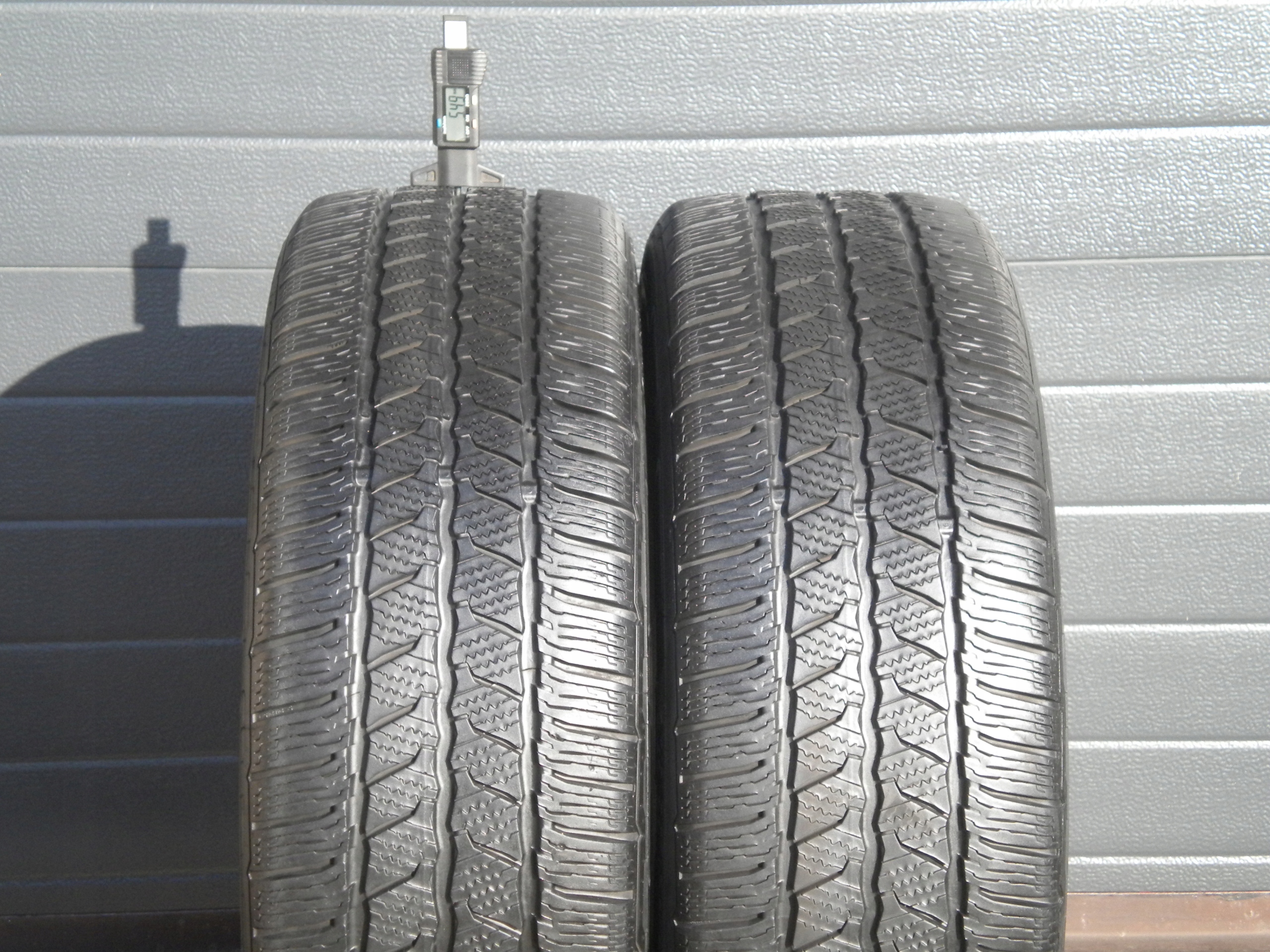 2x шини 225 / 55R17C CONTINENTAL VANCONATCT WINTER