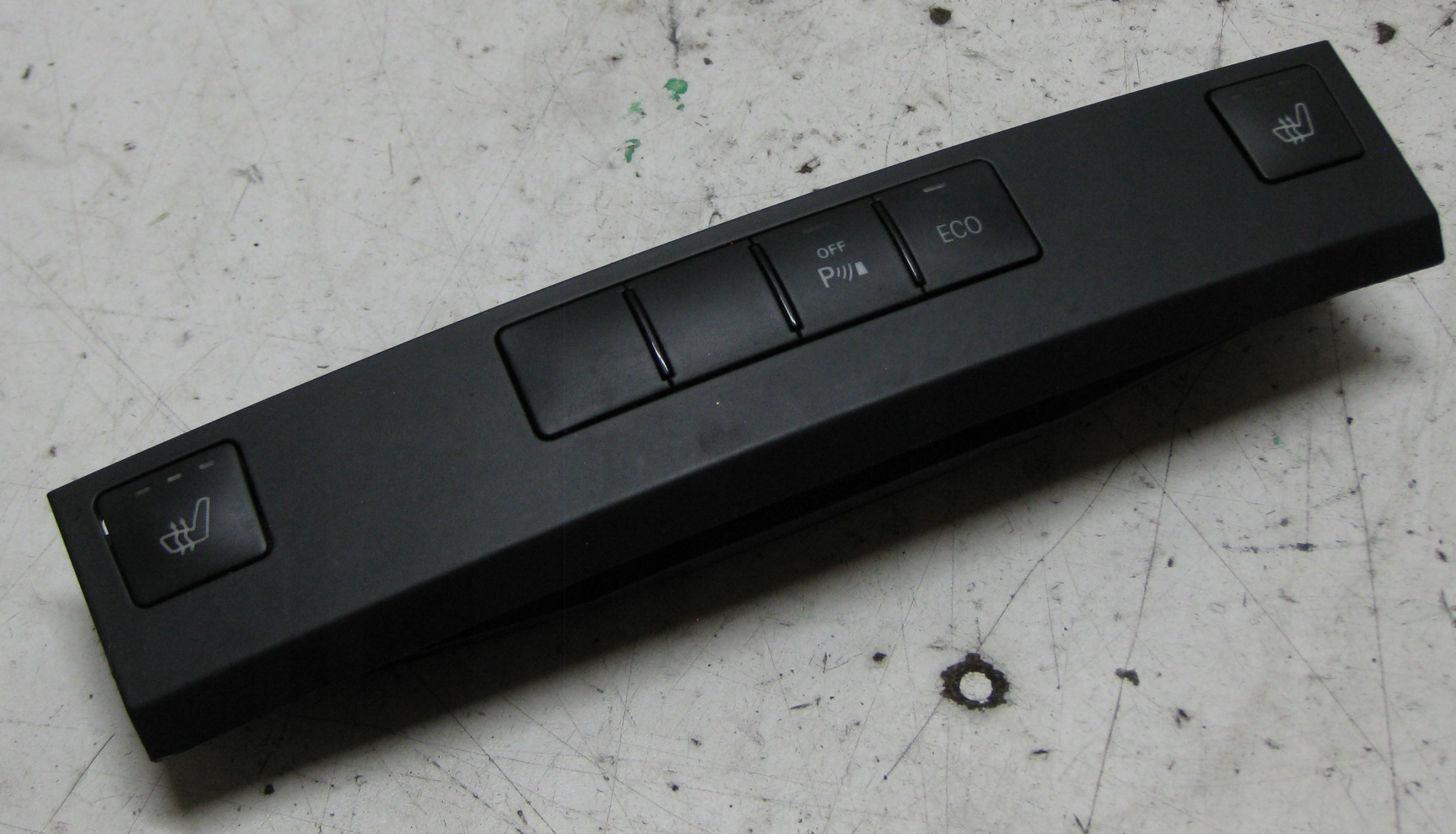 MERCEDES W207 3.0 CDI 11R PANEL switch GRZANIA seats A2079054900