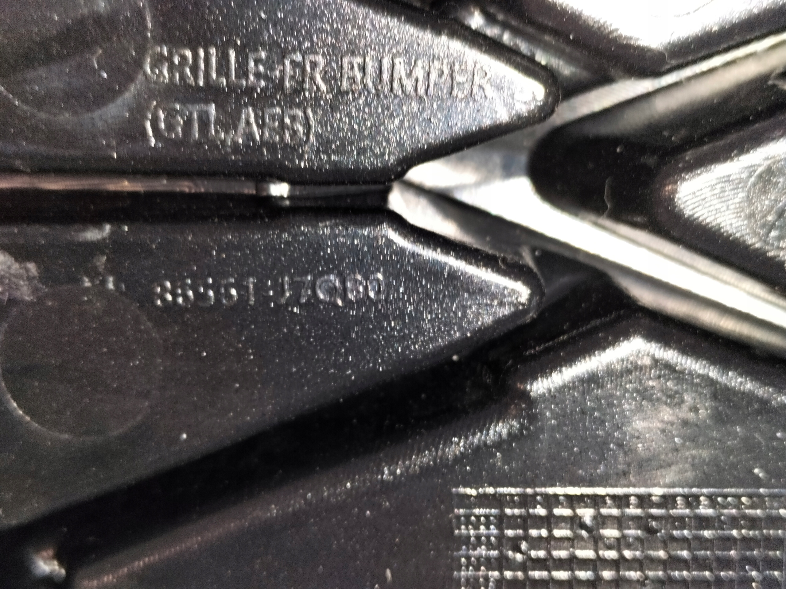 grille grid of a bumper front central KIA X-CEED XCEED LIFT 22- GT-LINE