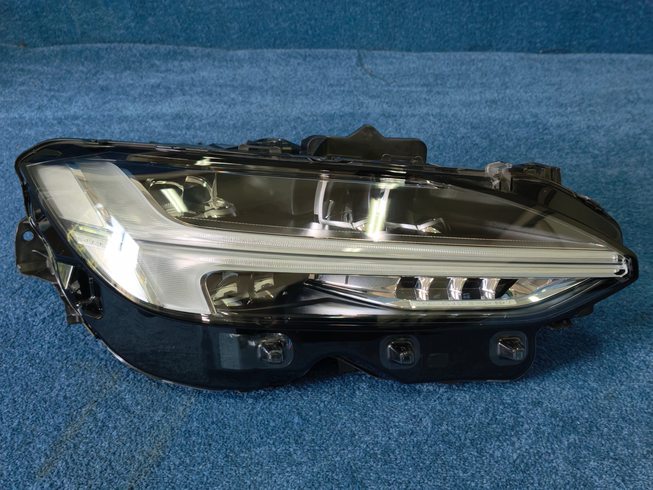 VOLVO S90 V90 light REFLEKTOR right front LED ACTIVE HIGH BEAM 31655187