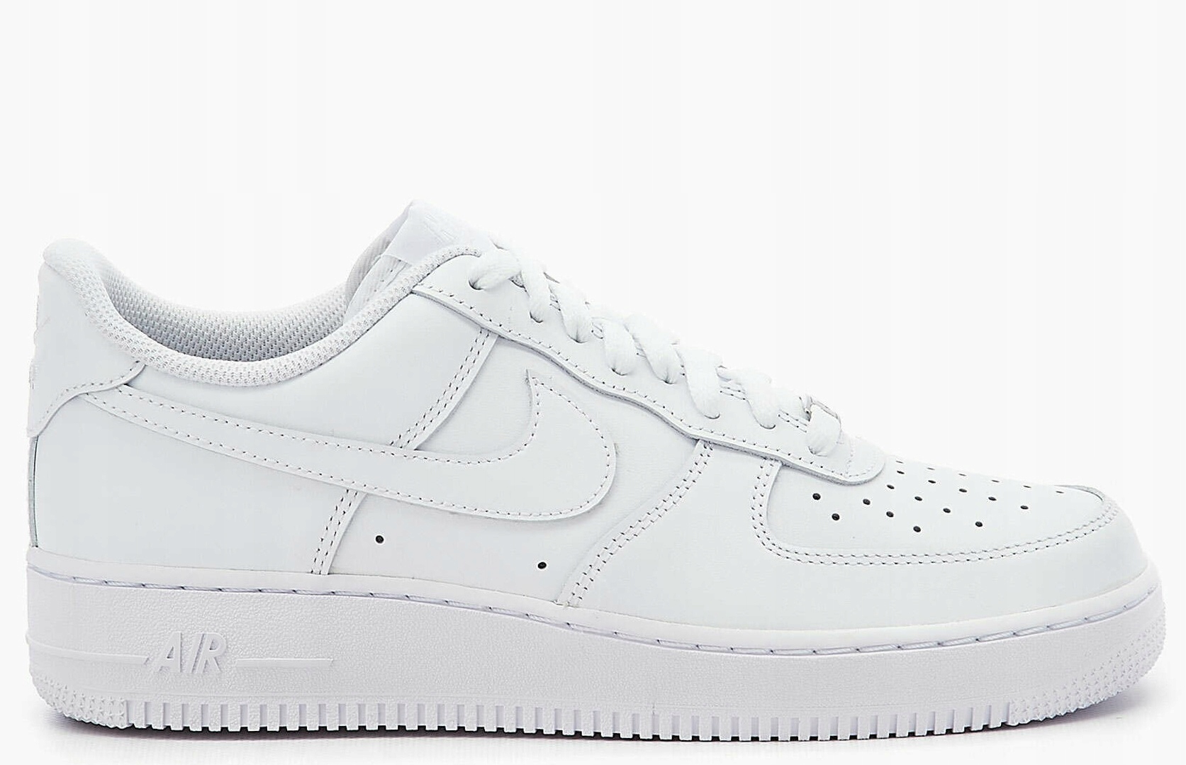 NIKE AIR FORCE 1 ホワイト CW2288-111 「２日着用」 NIKE AIR FORCE 1 '07 ナイキ エア フォース WHITE/WHITE CW2288-111