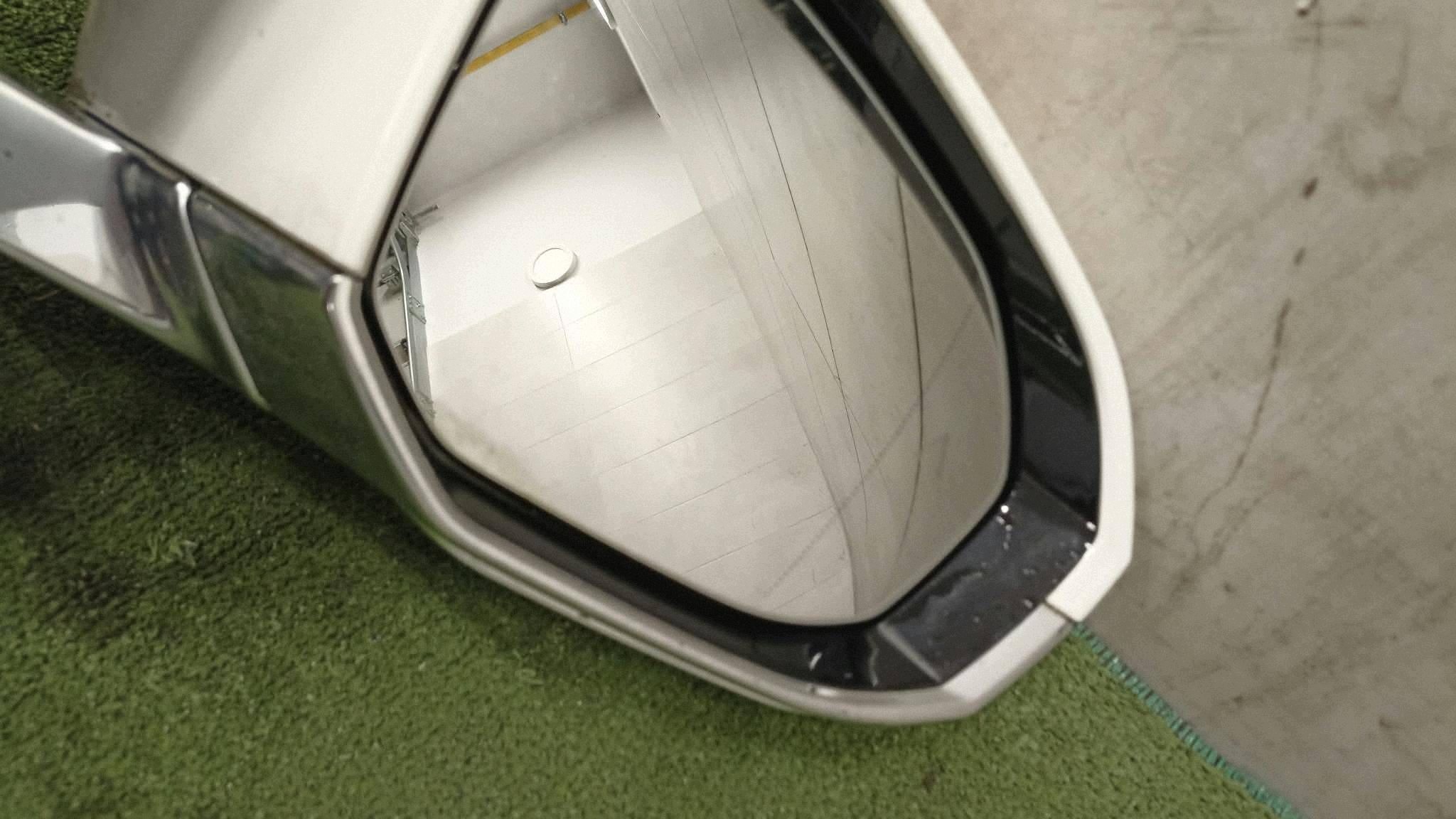 BMW G70 mirror right 9+6 PIN A300 ASYSTENT