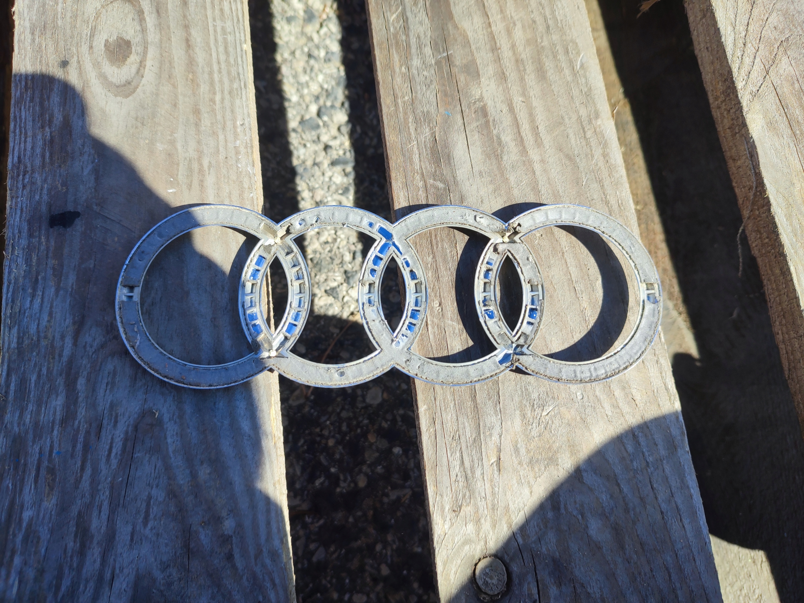 emblemat du capot Arrière Audi A4 B8 19 CM