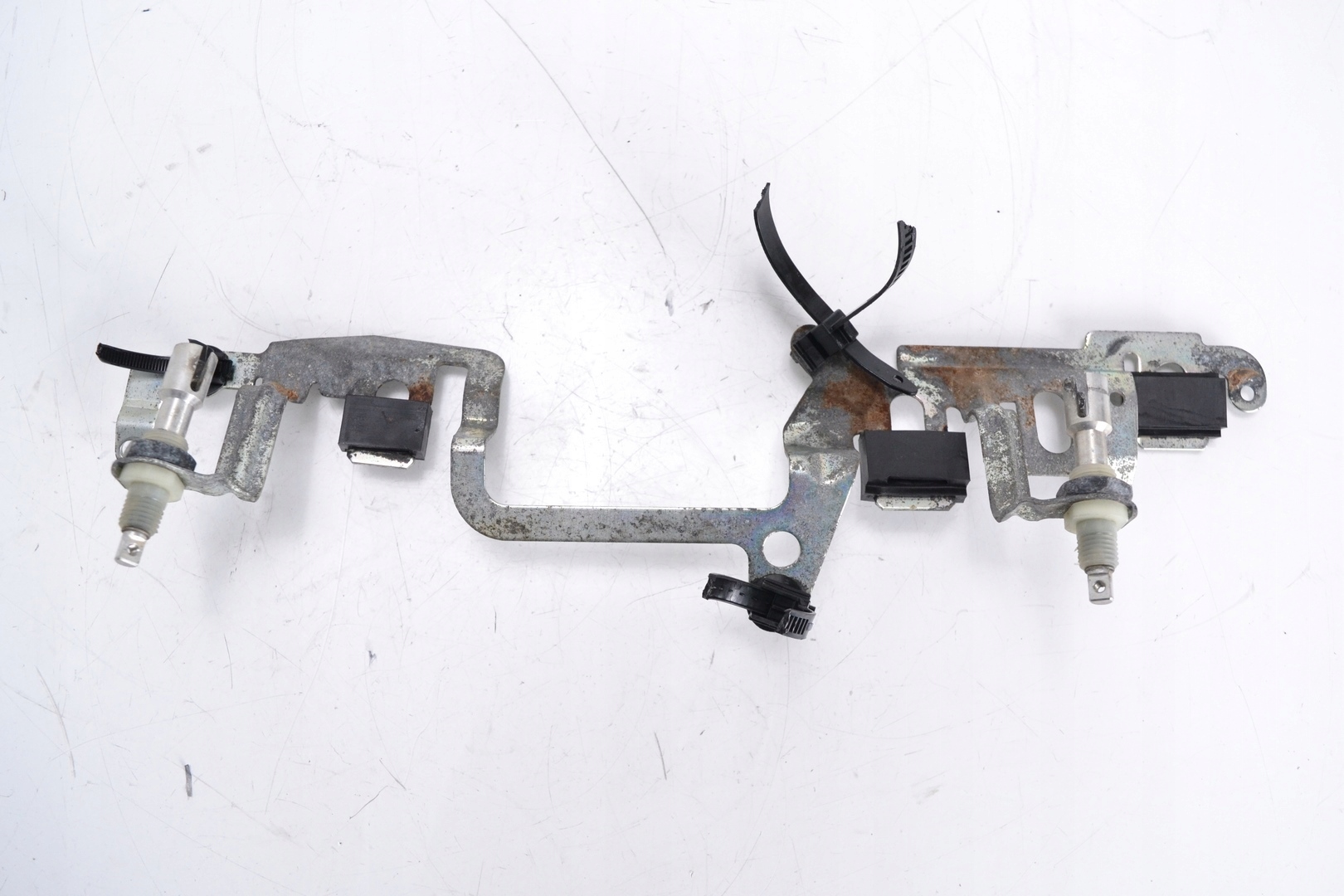 Stelaż uchwyt mocowanie YAMAHA FJR 1300 16-24