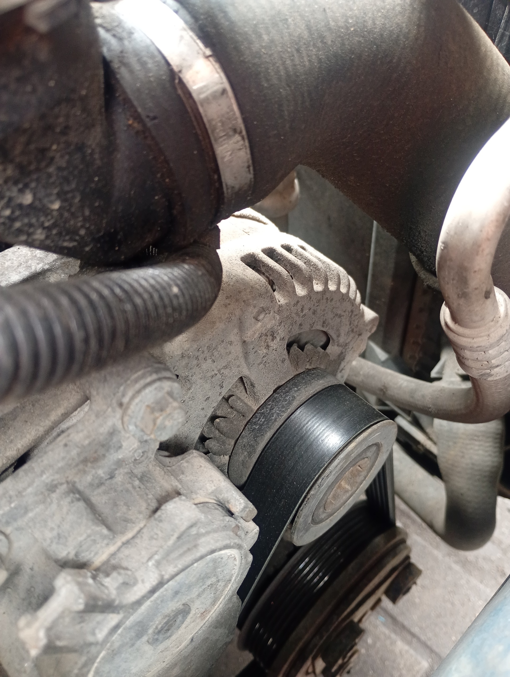 alternatore Ford C-MAX 1 e FL 08-11 1.6 TDCI