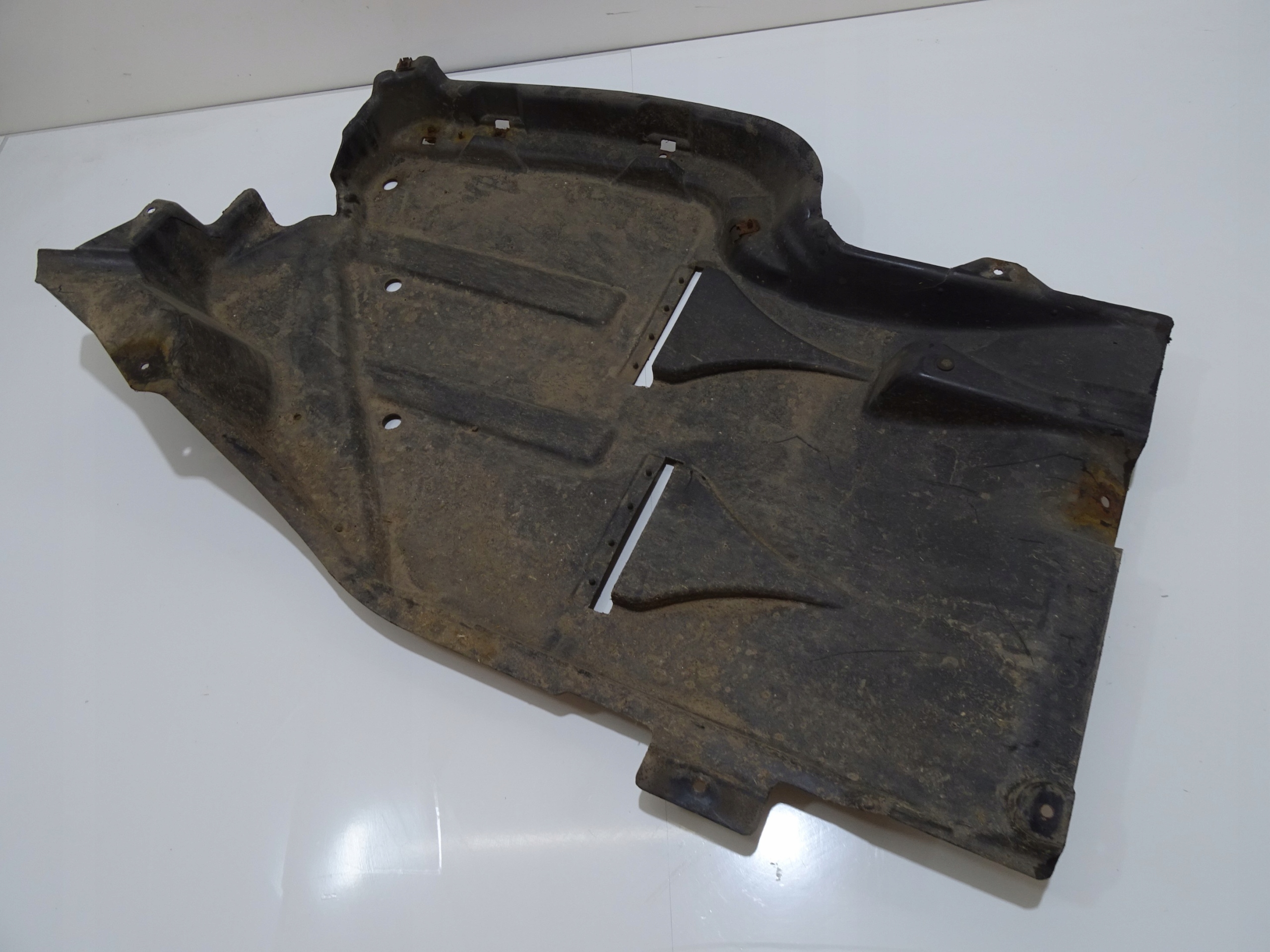 BMW X3 E83 LIFT cover chassis right 3417403 (24241658)