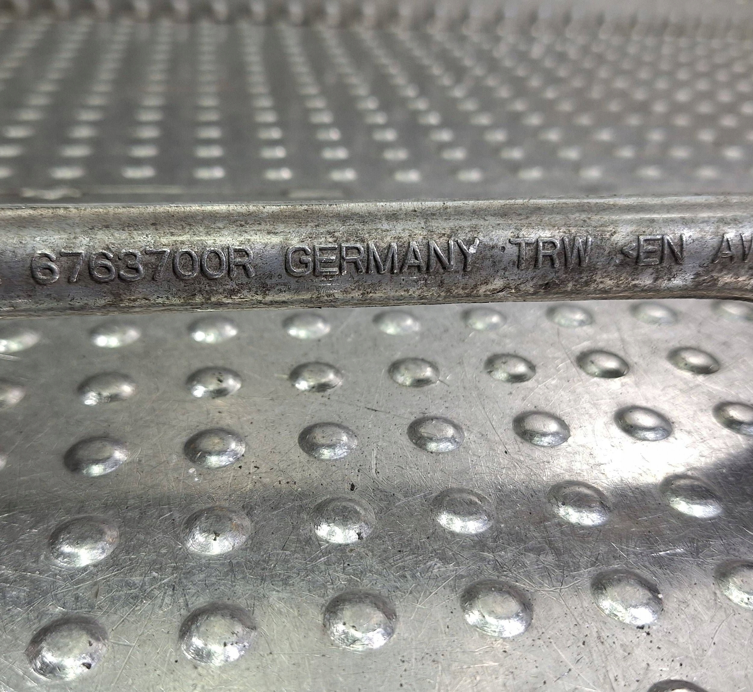 Querlenker rechts vorne 6763700 BMW E81 E82 E87 E88 E90 E91 E92 E93