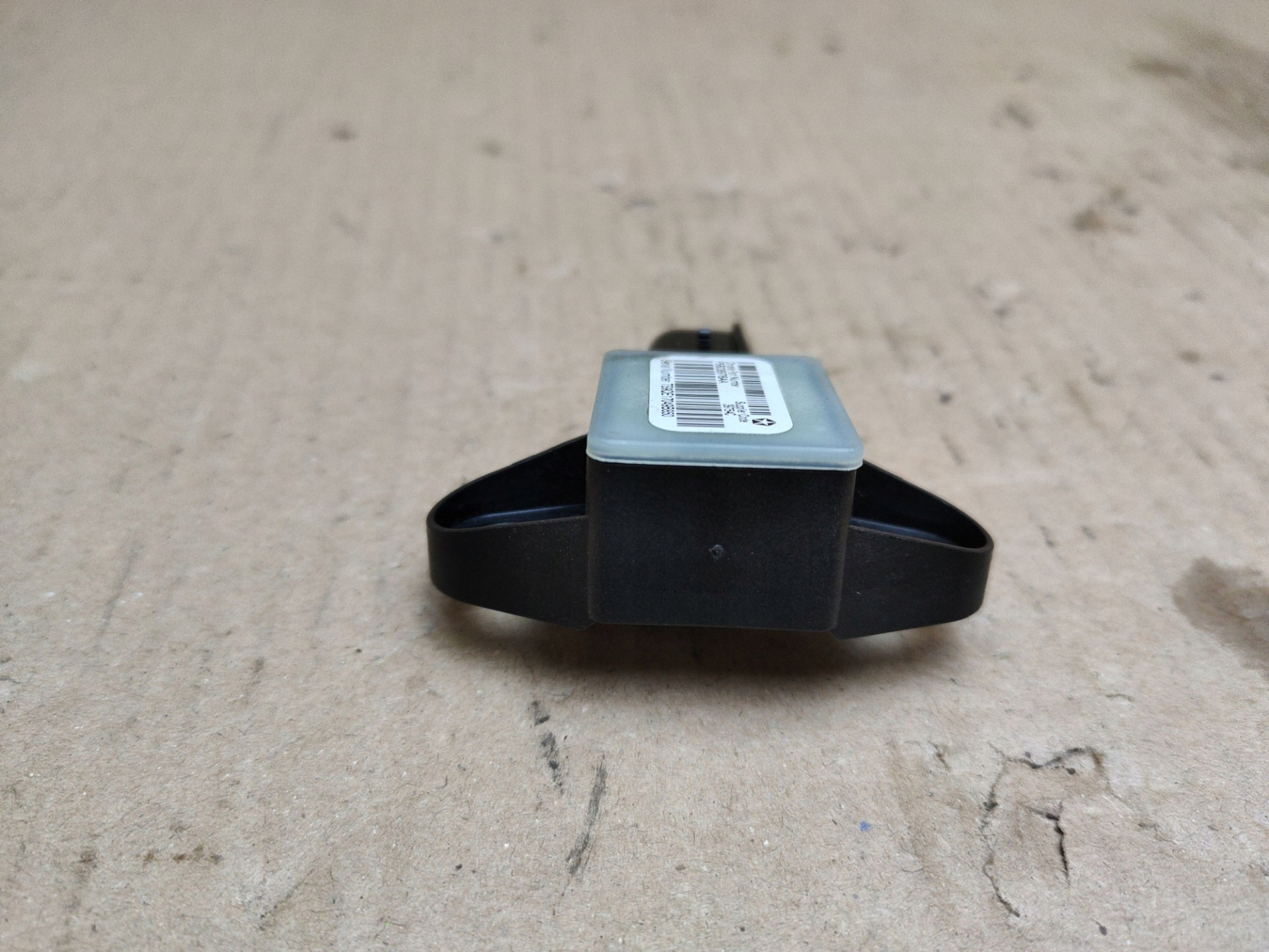 impact sensor door left side front front left side Jeep Cherokee 5