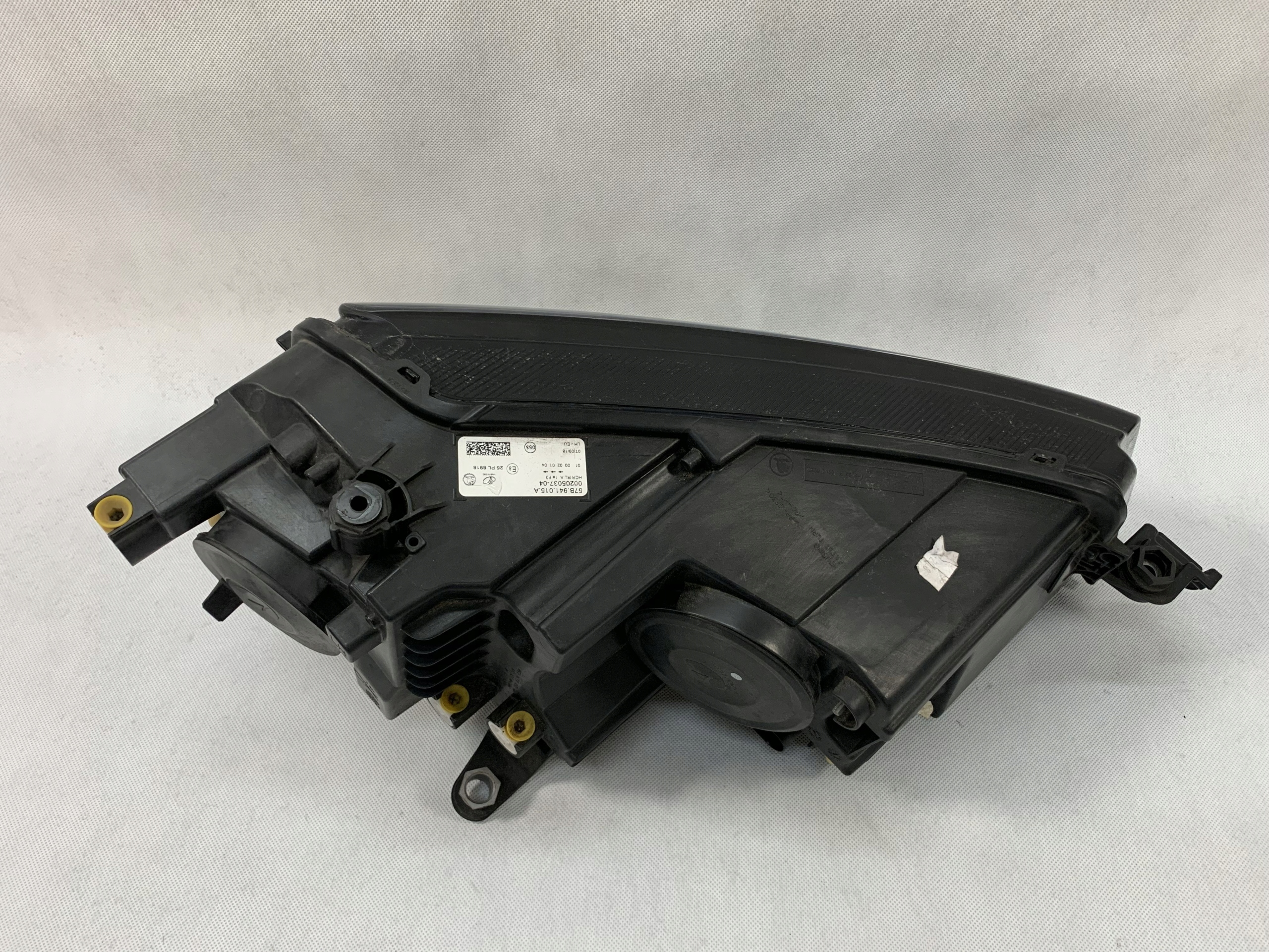 light front left reflektor Skoda Karoq 17-21r 57B941015A 01.26