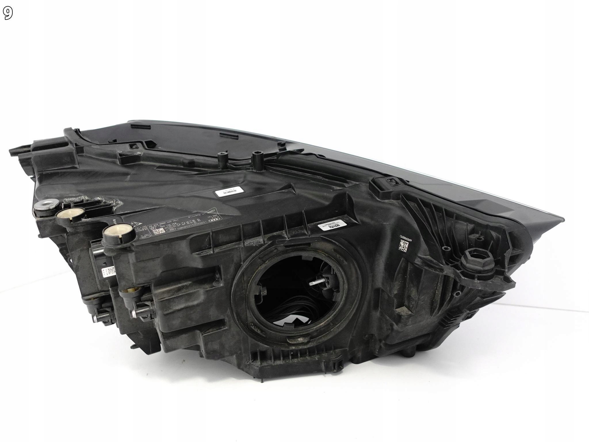 AUDI Q3 II 2 F3 83A 18- FULL LED MATRIX light left EU