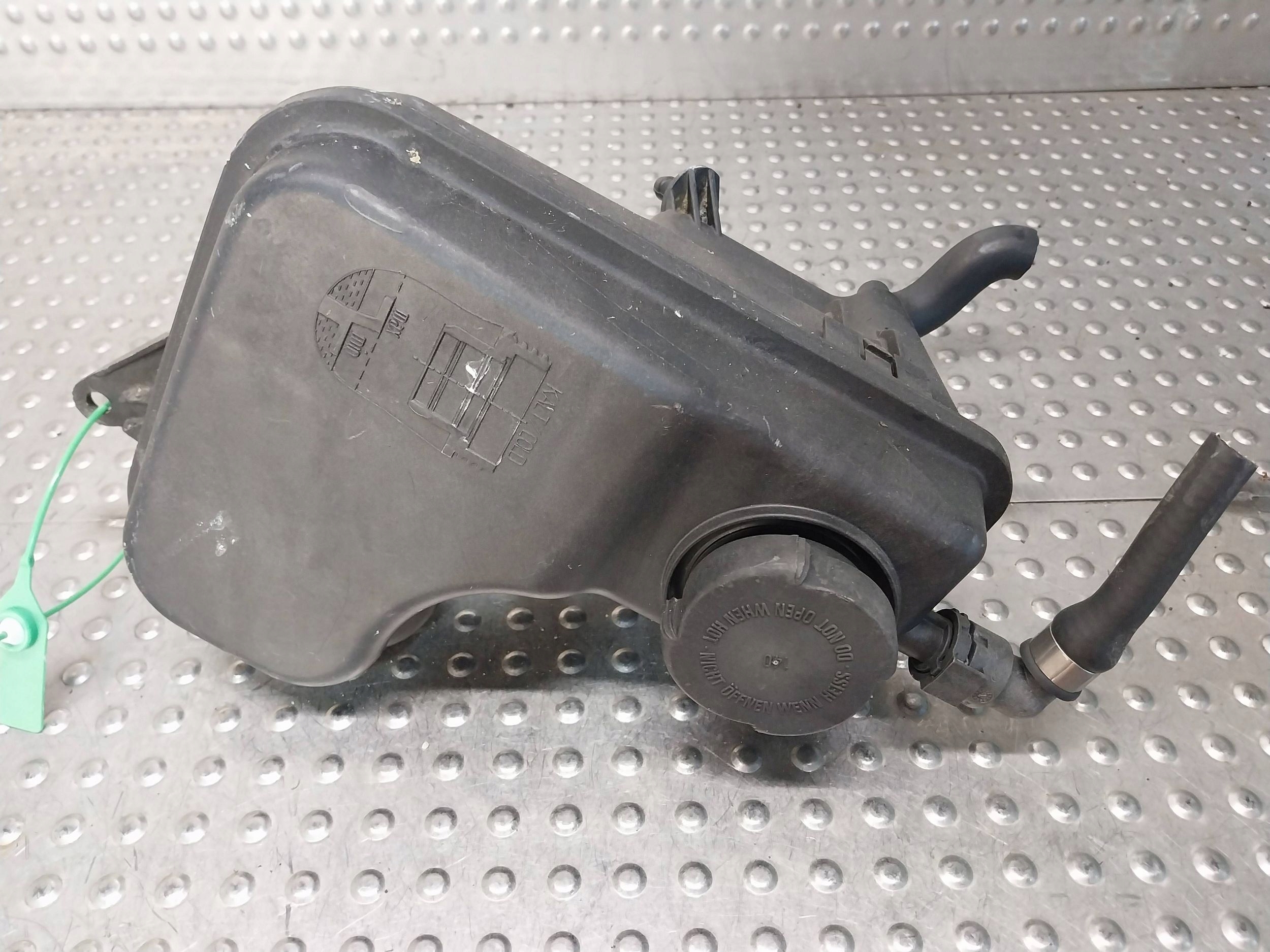 water tank 7800293 7800292 BMW E60 E61 E65 E66 E67 X3 E83