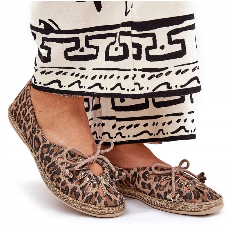 Dámské Ploché Baleríny Z Přírodní Kůže S Výřezy Zazoo 10179 Hnědé 41