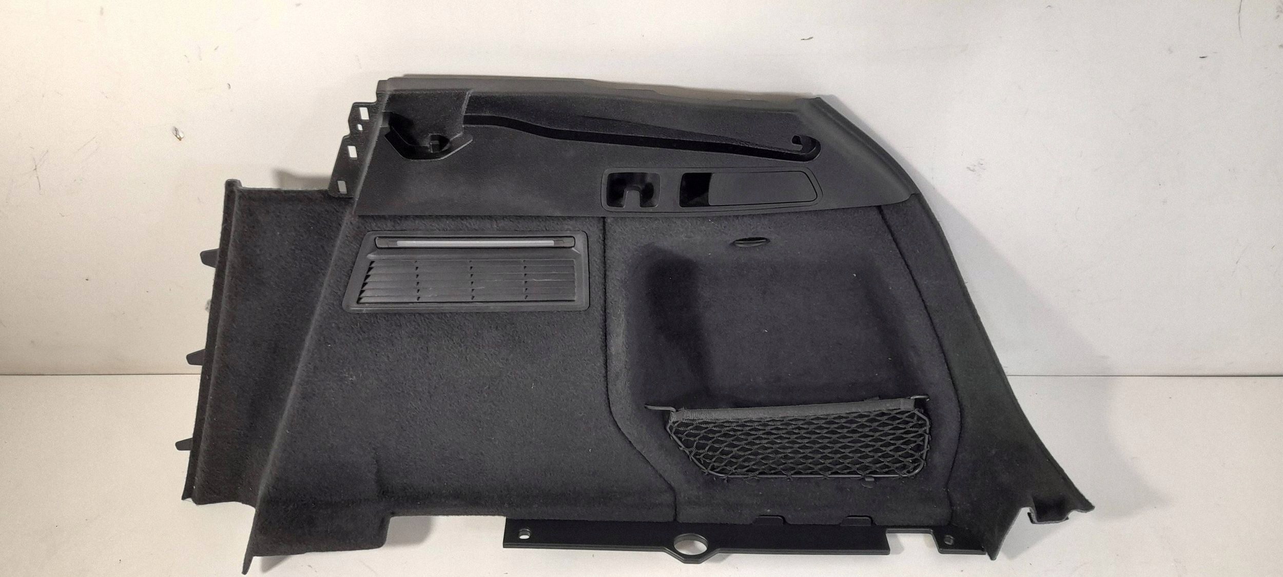 Audi Q5 SQ5 FY upholstery boot right 80A863880AC (QD46)