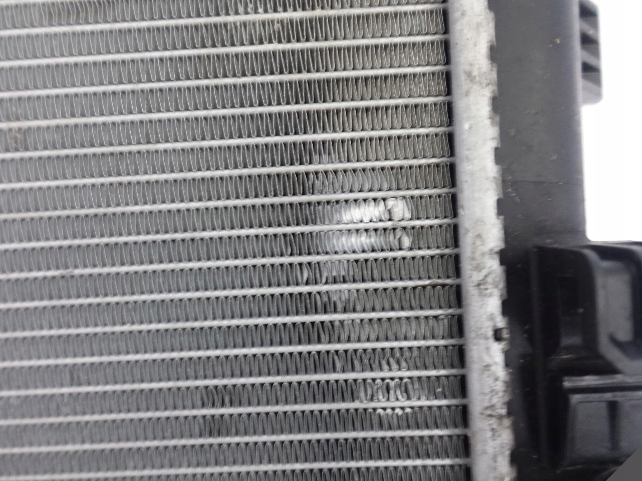 AUDI A3 SEAT LEON 5F VW PASSAT 3G SKODA radiator
